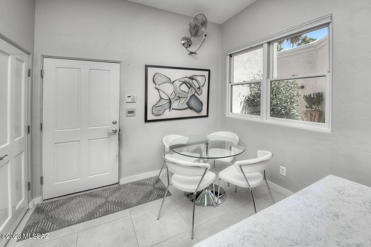 5044 E Calle Brillante
