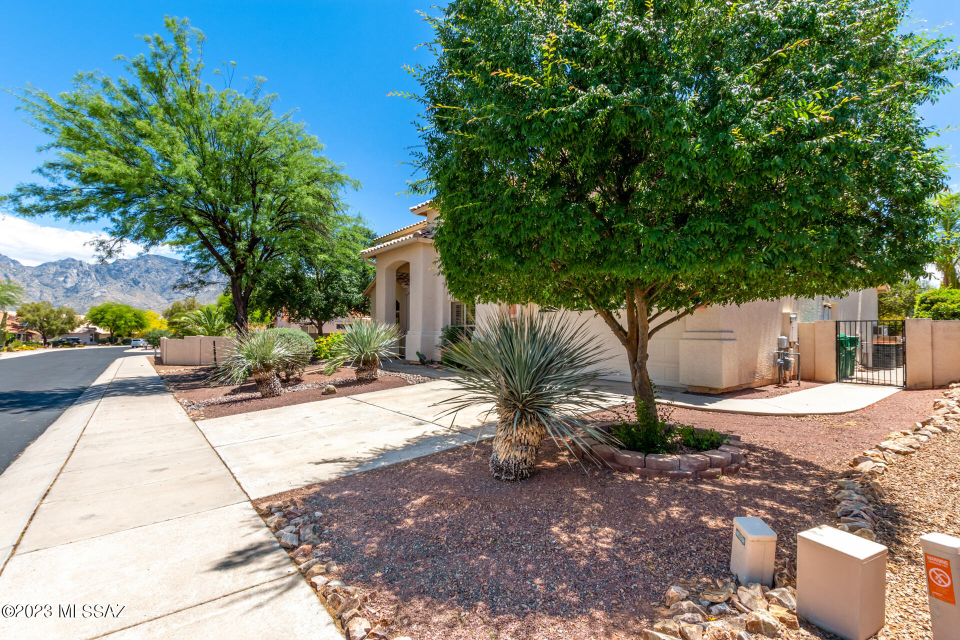12347 N Mount Bigelow Road