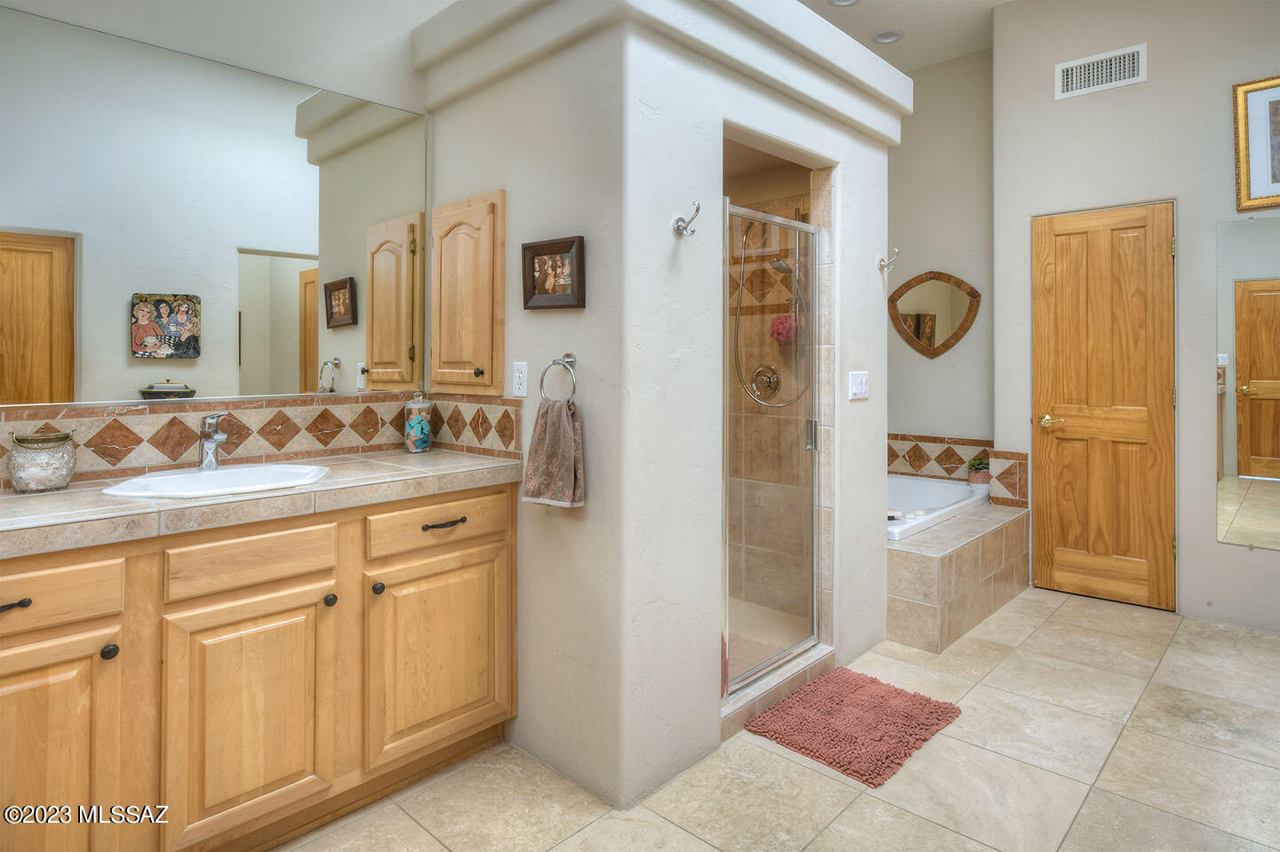 5132 E Calle Brillante