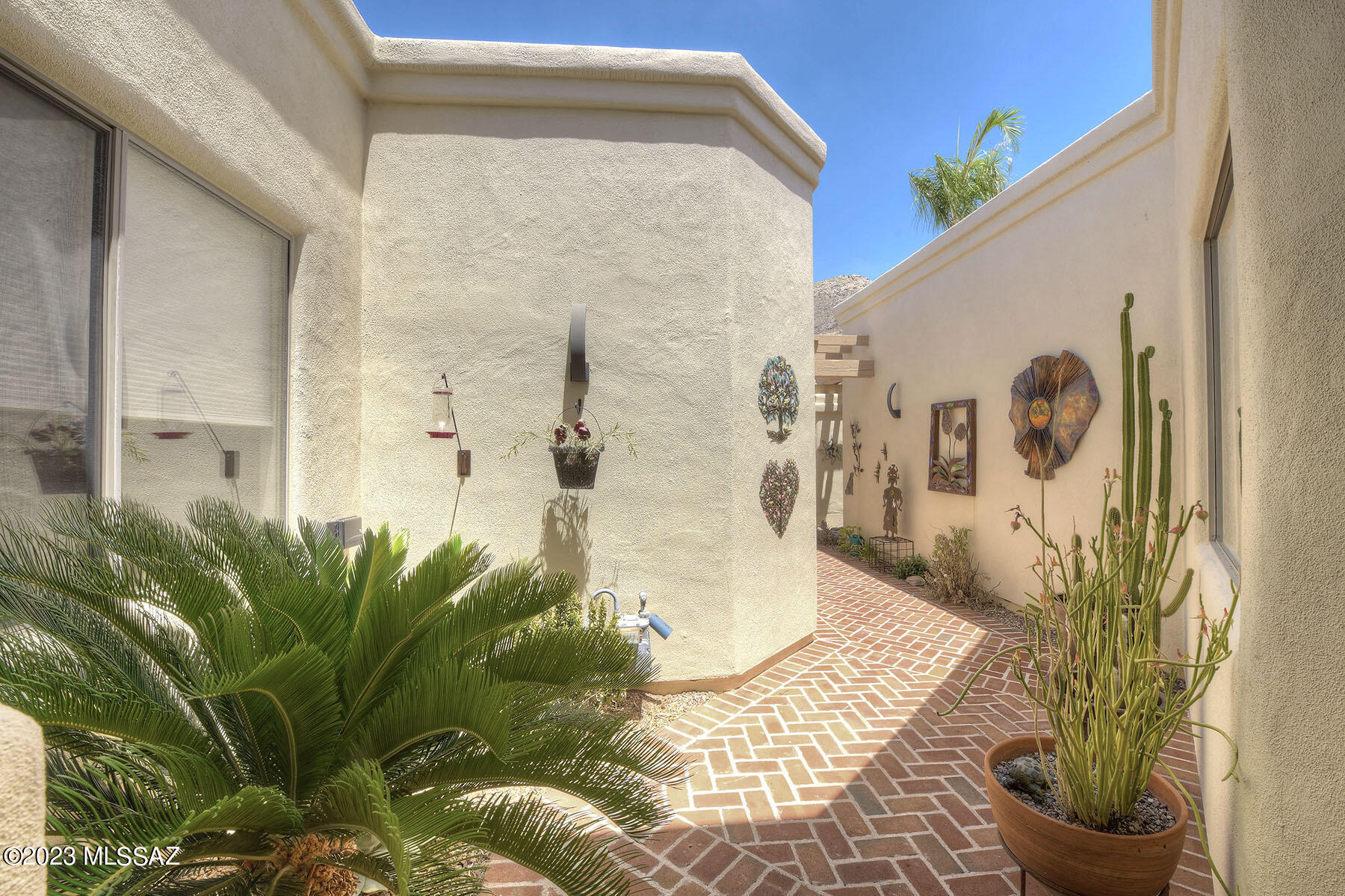 5132 E Calle Brillante