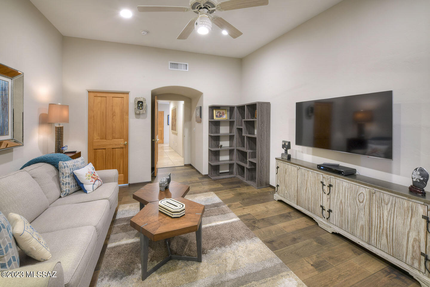 5132 E Calle Brillante