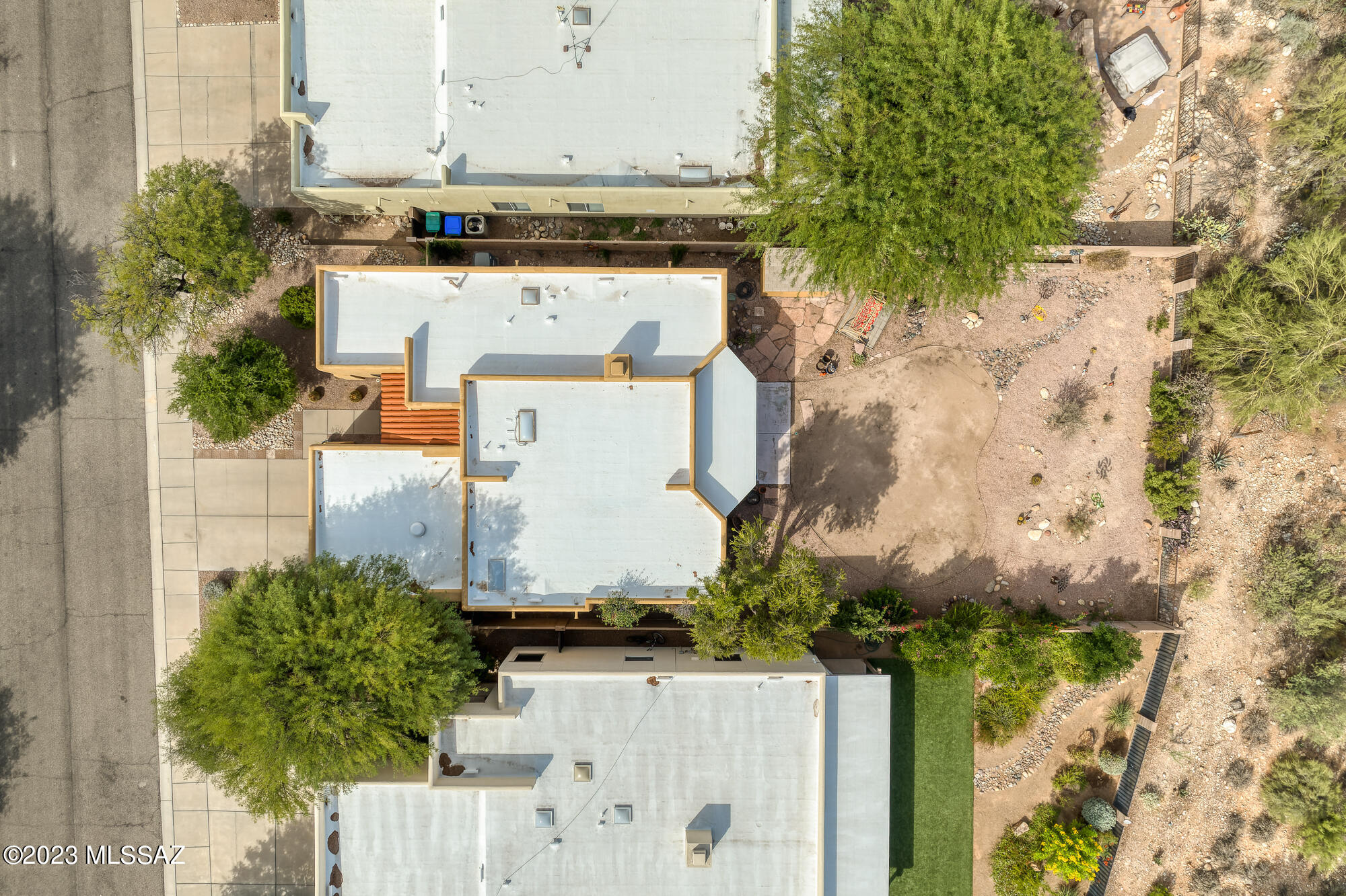 6545 N Shadow Bluff Drive
