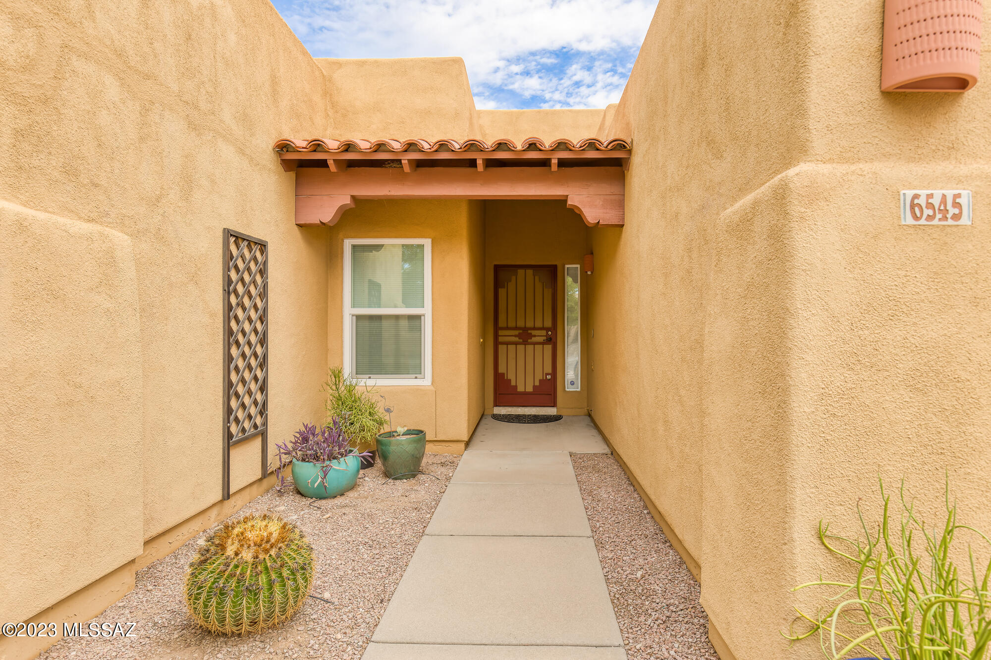6545 N Shadow Bluff Drive