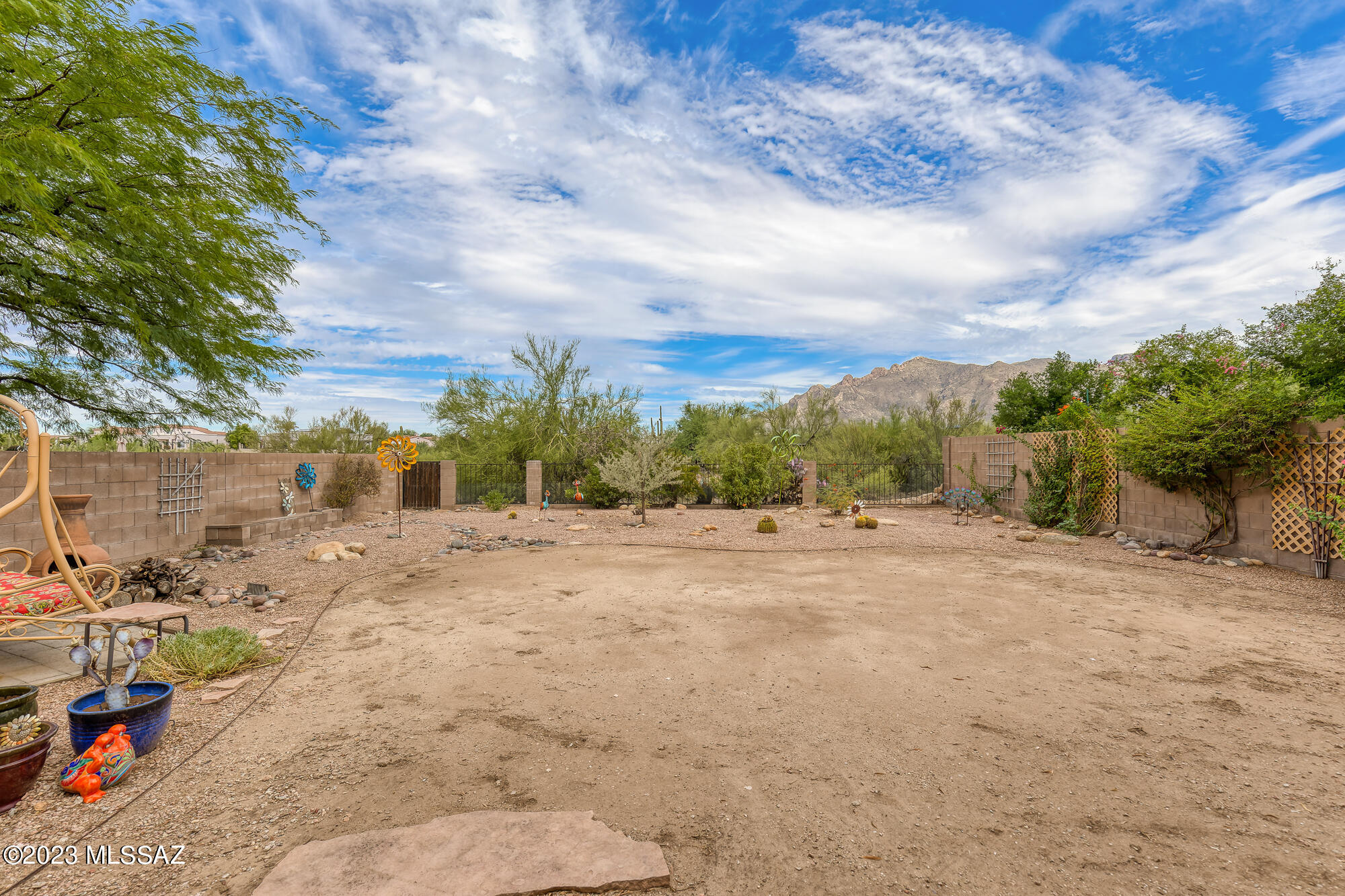 6545 N Shadow Bluff Drive