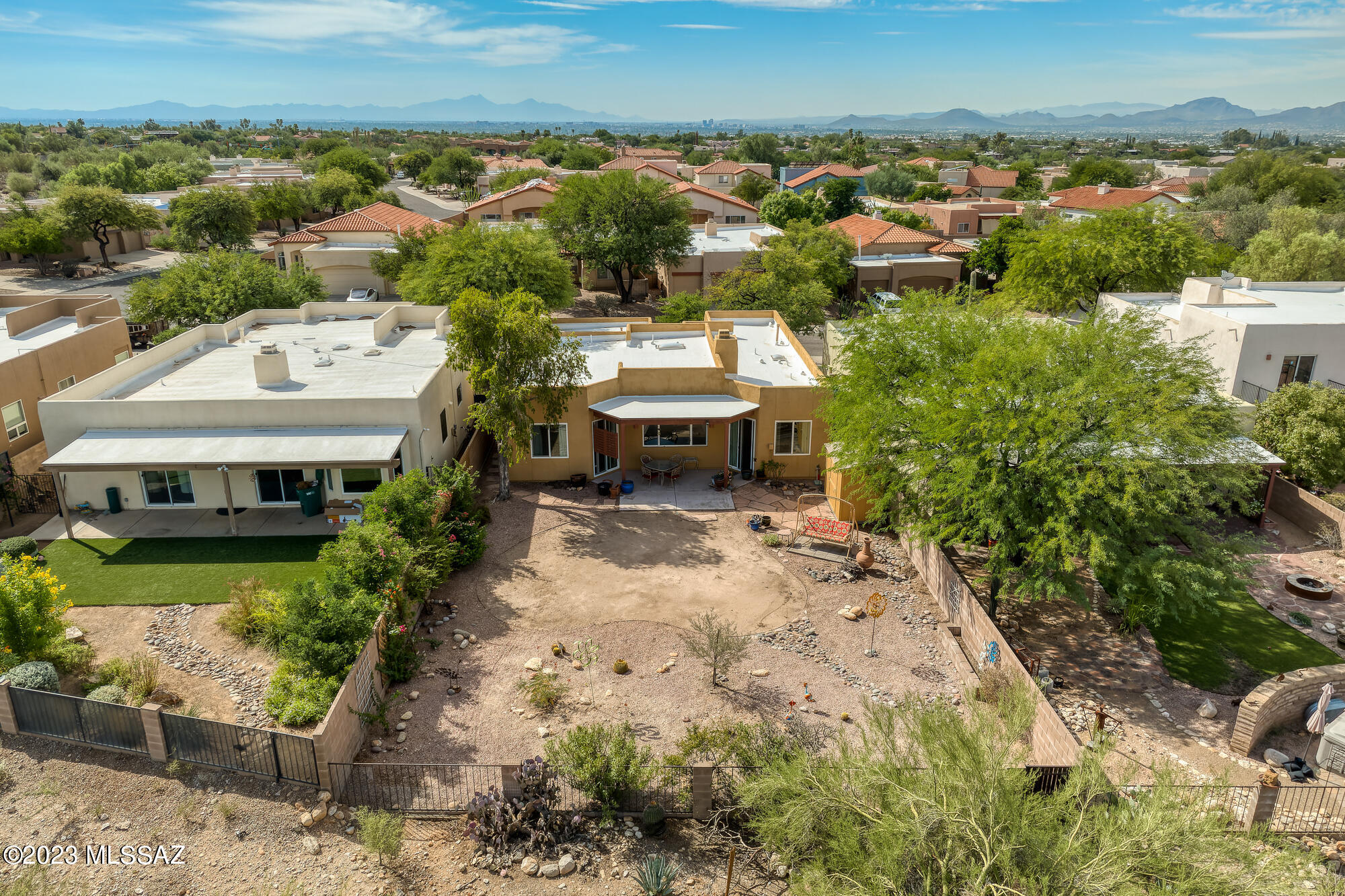 6545 N Shadow Bluff Drive
