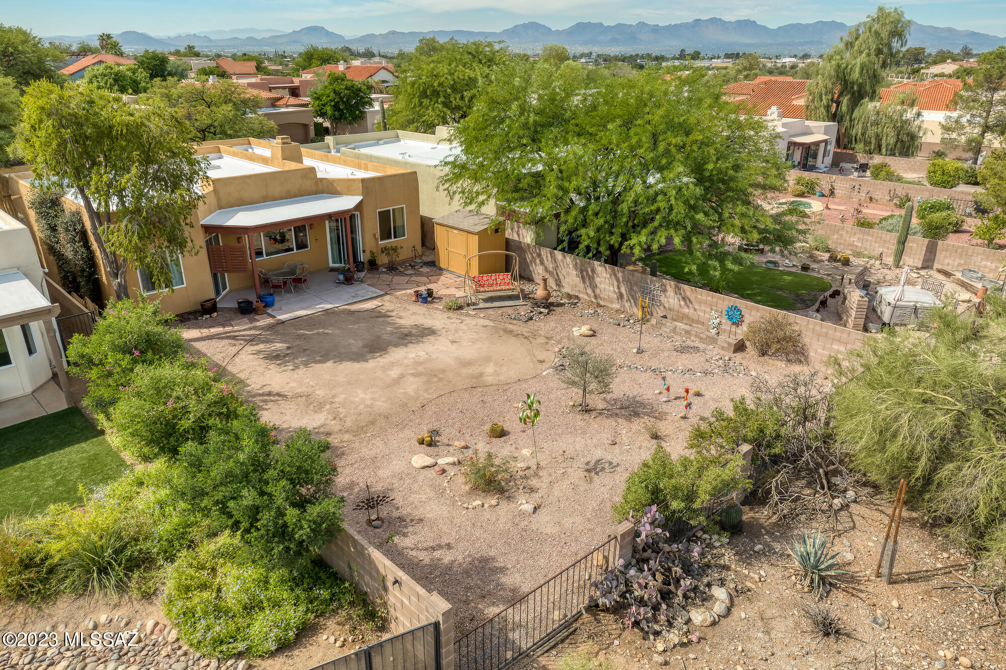 6545 N Shadow Bluff Drive