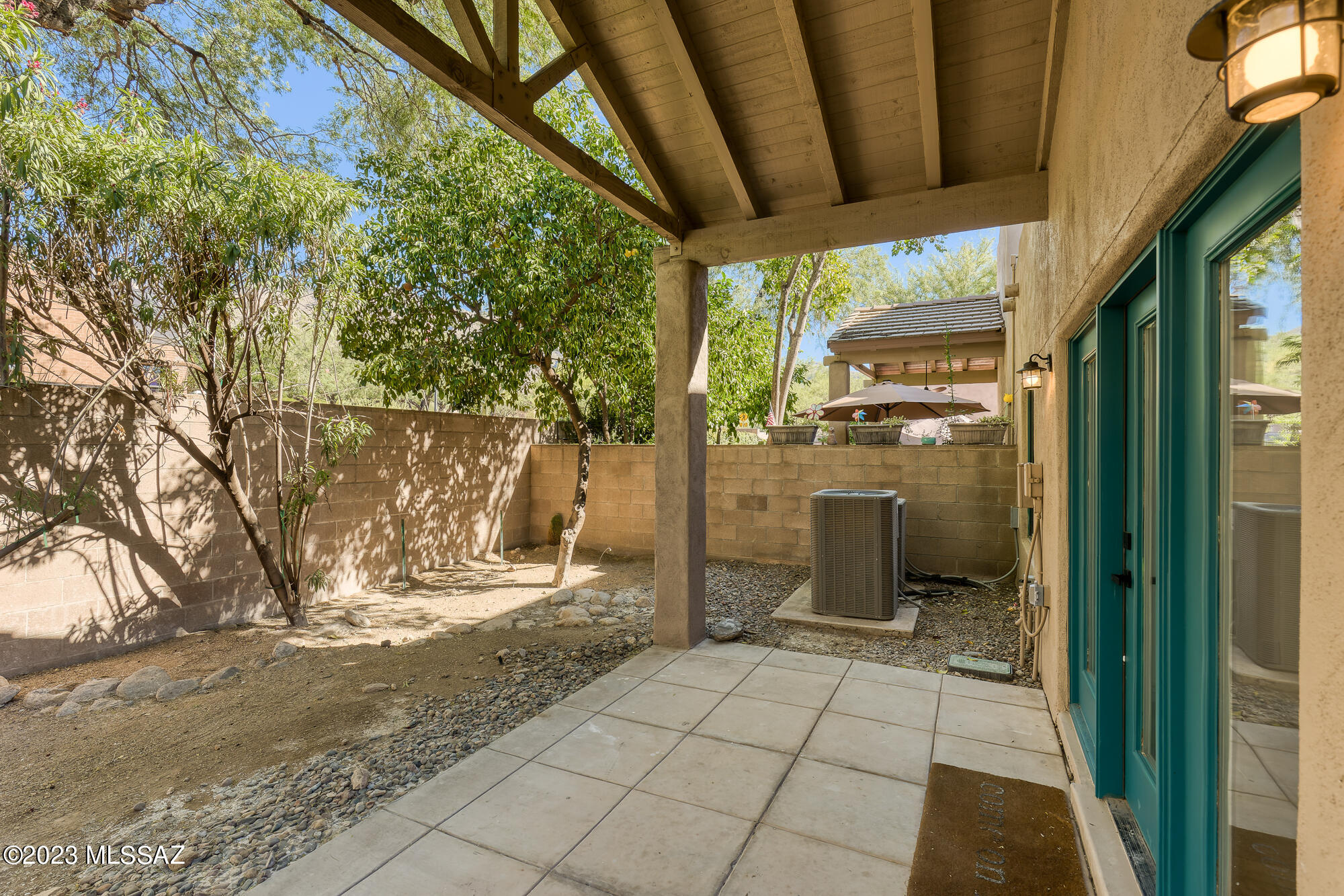 6074 N Running Deer Circle