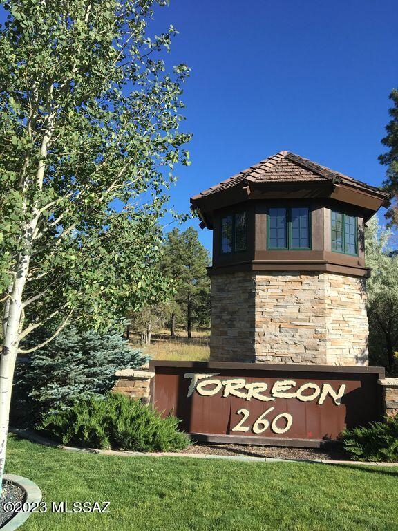 520 S Spirea Lane