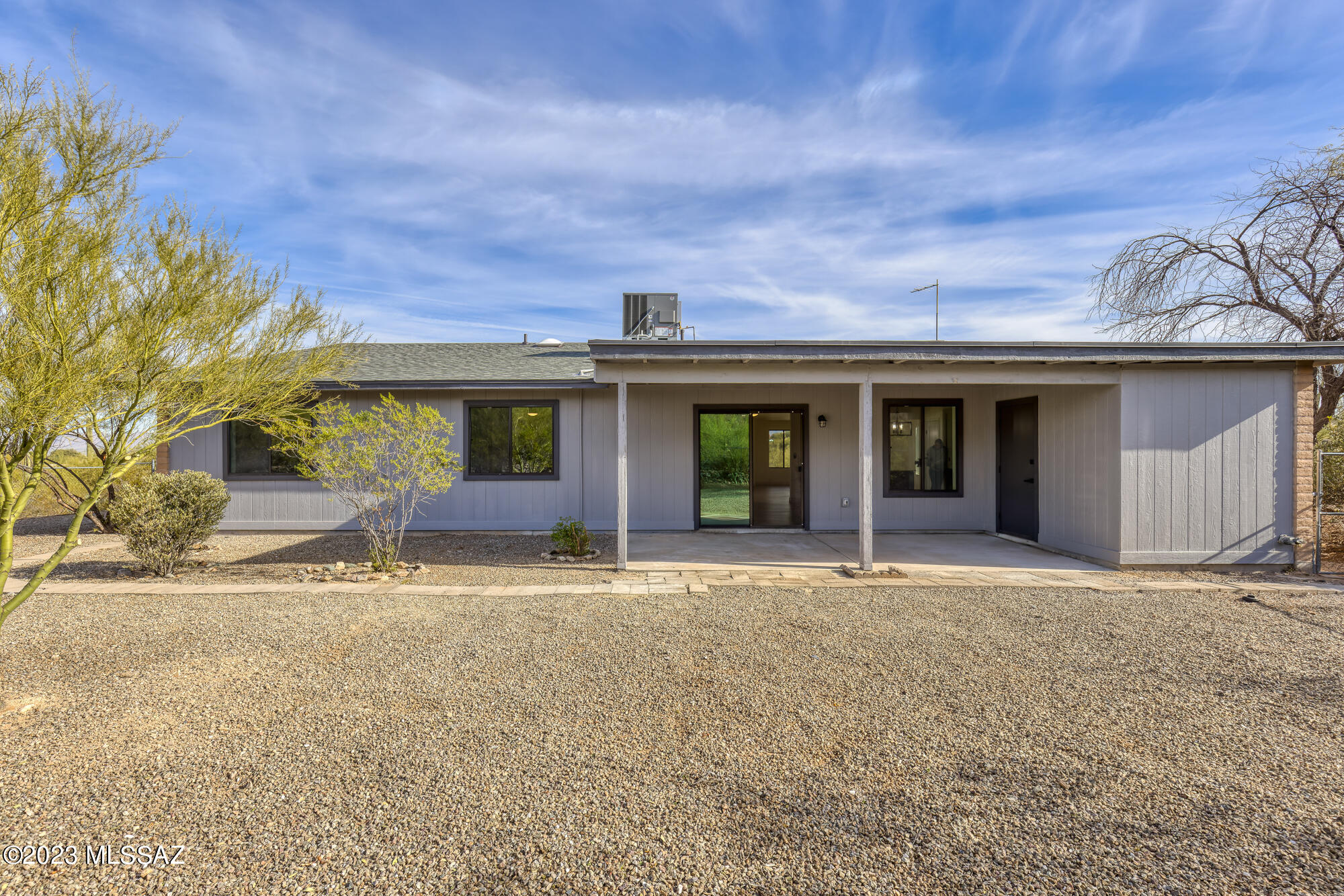 4331 N Paseo Del Barranco