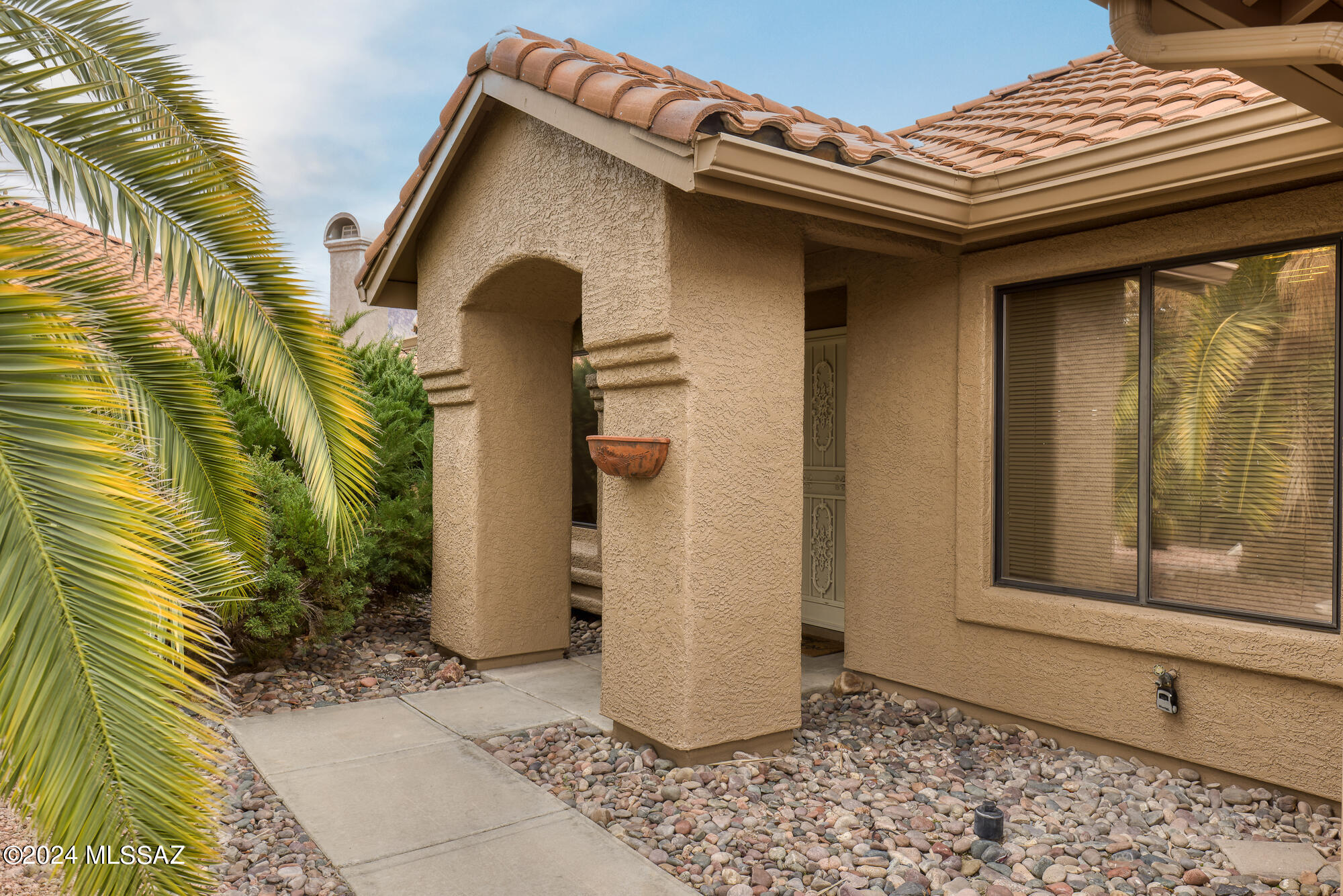 1351 W Sandtrap Way