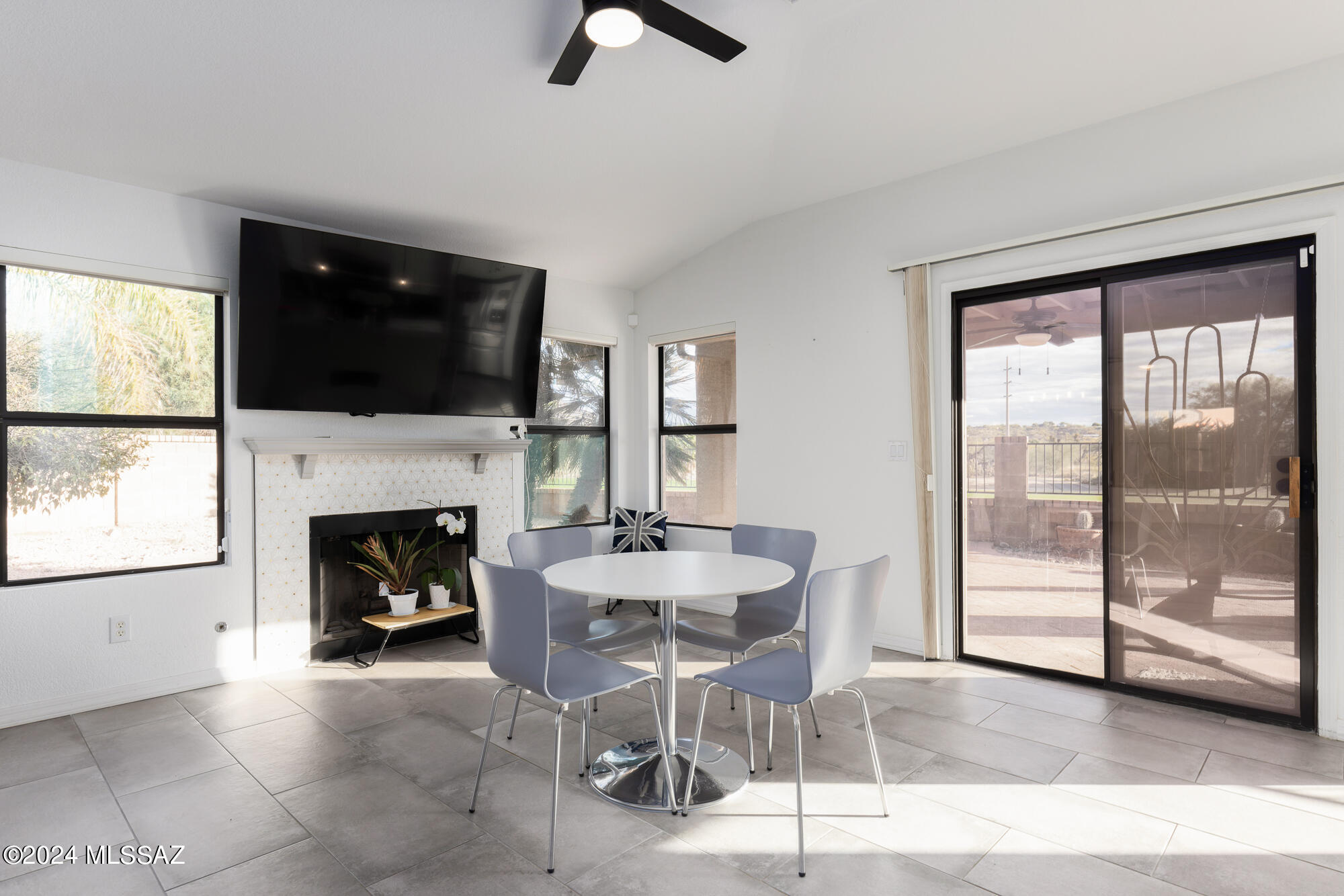1351 W Sandtrap Way