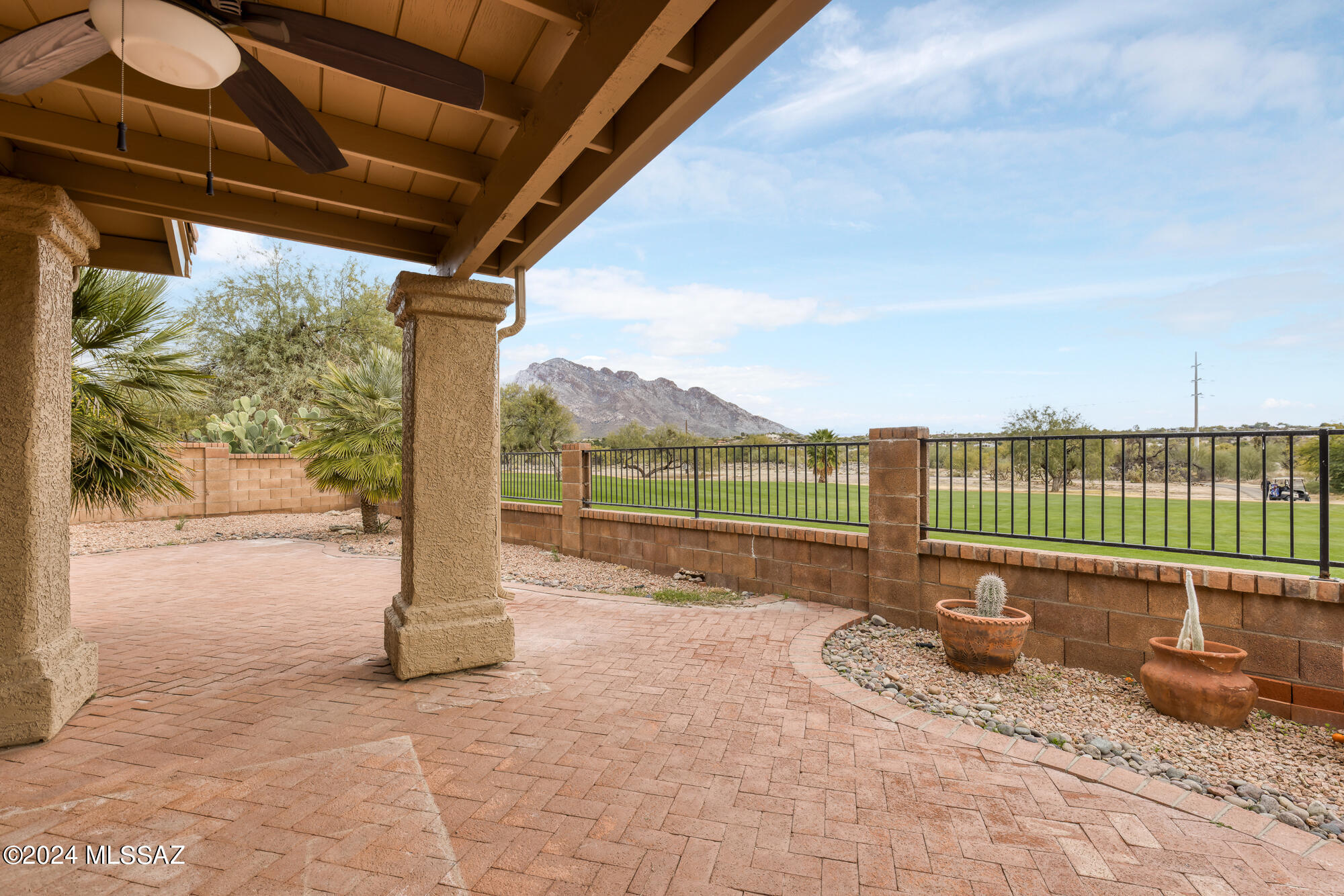 1351 W Sandtrap Way