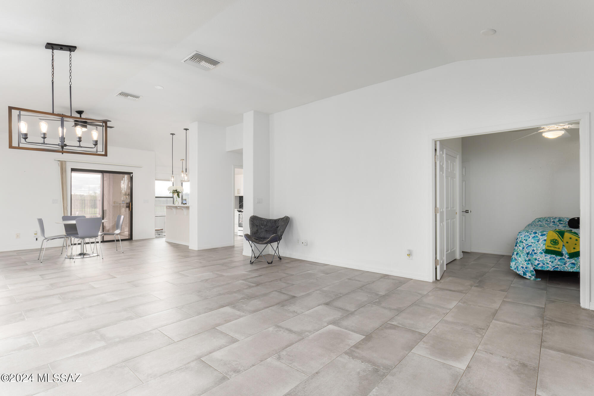1351 W Sandtrap Way