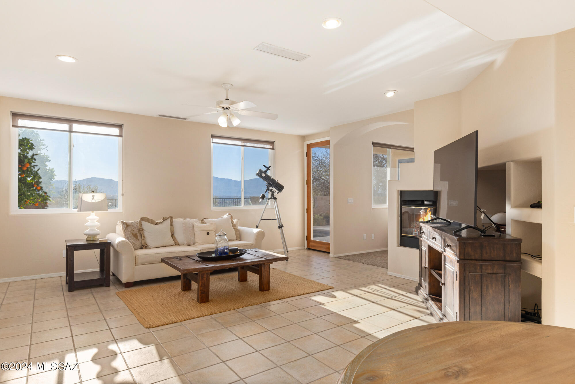 5747 N Placita Paisaje