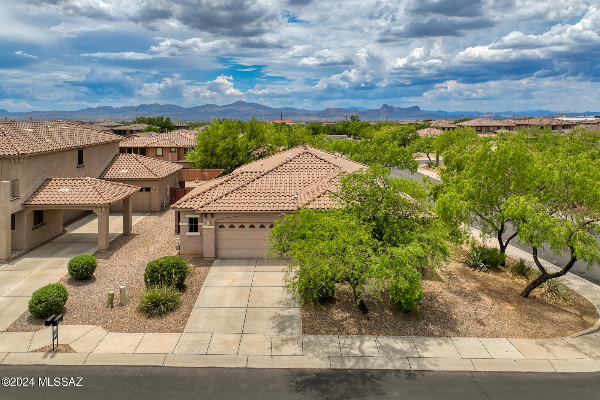 3407 W Wing Tip Drive