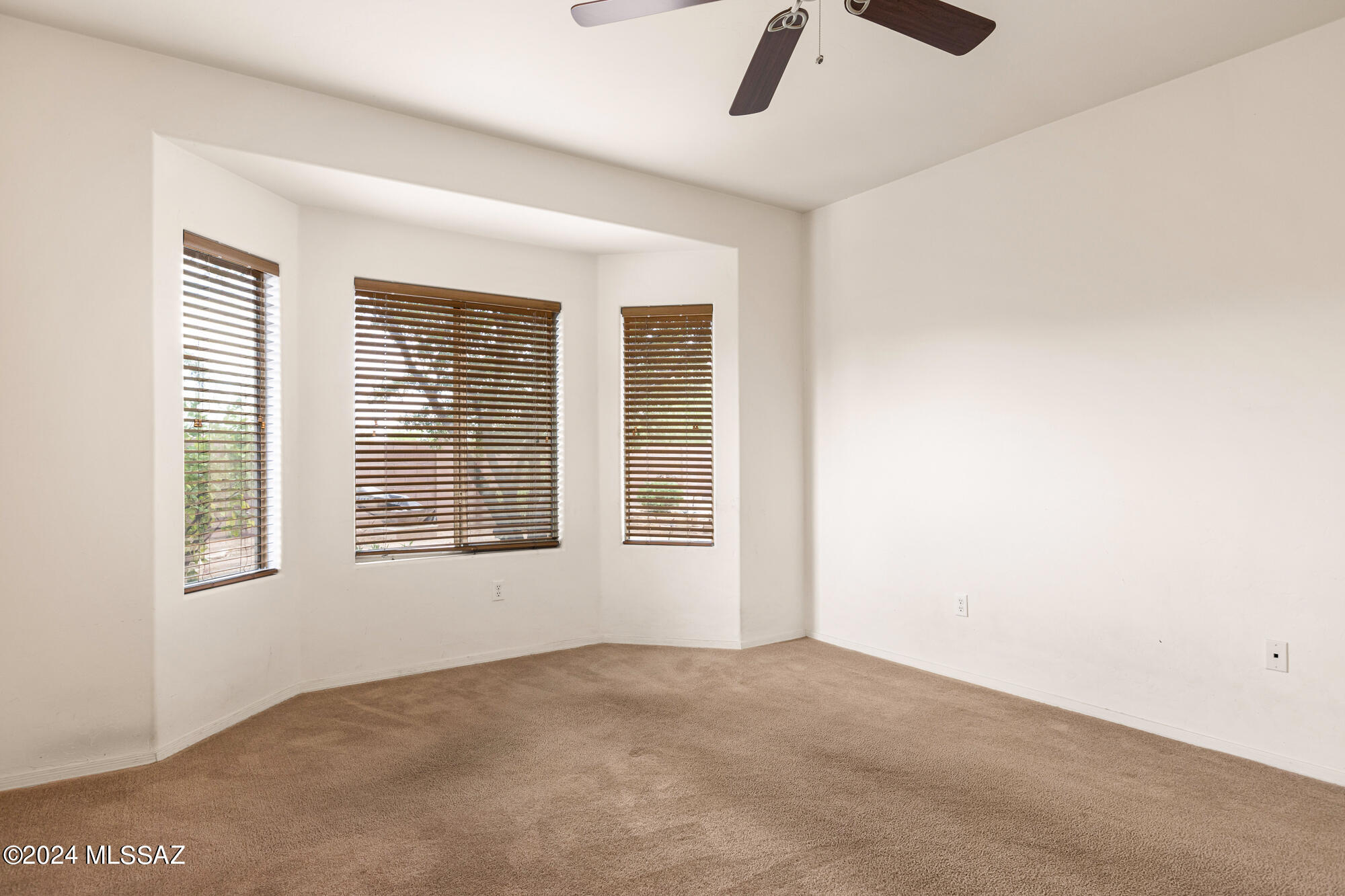 3407 W Wing Tip Drive