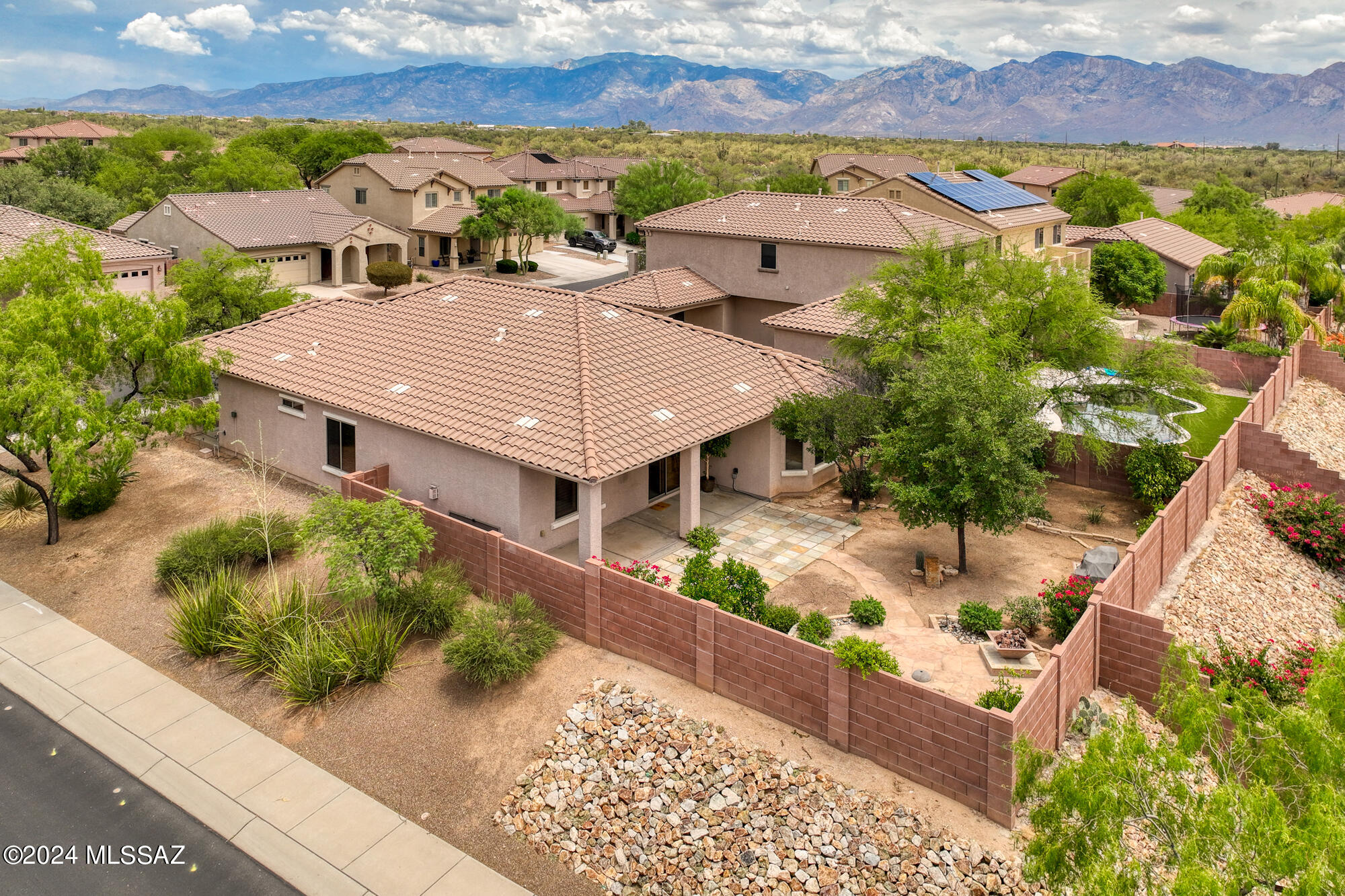 3407 W Wing Tip Drive