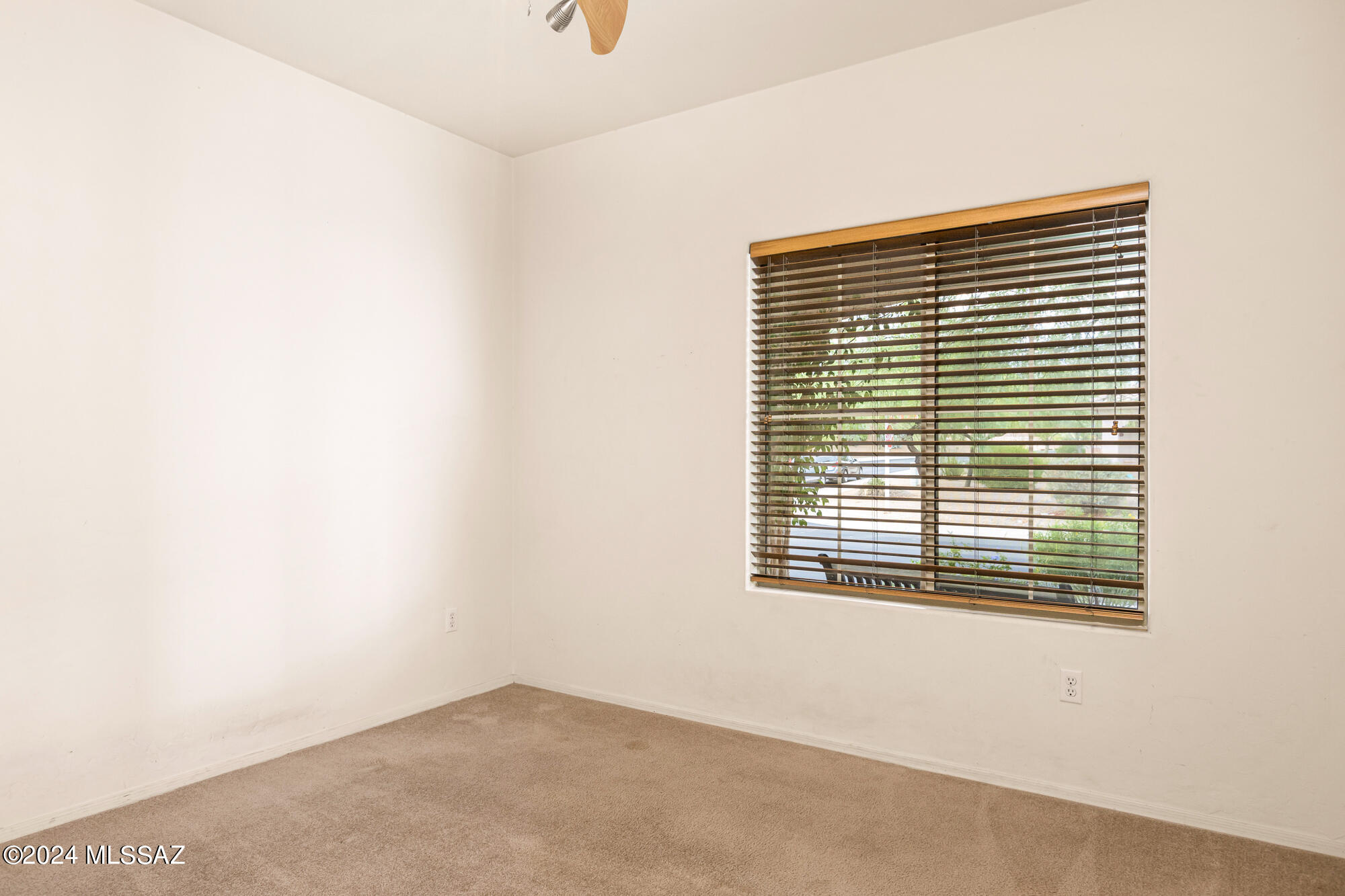 3407 W Wing Tip Drive