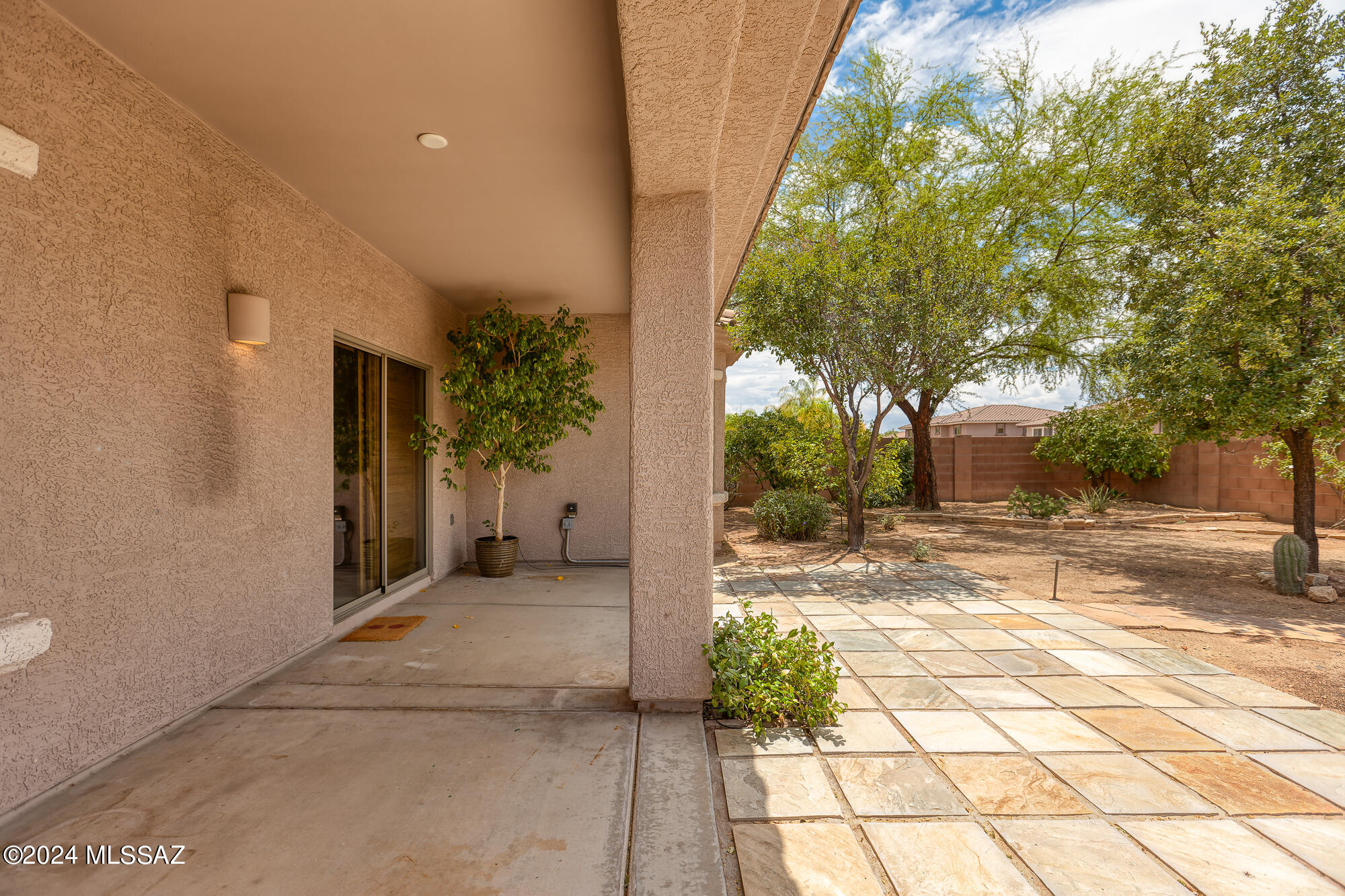 3407 W Wing Tip Drive