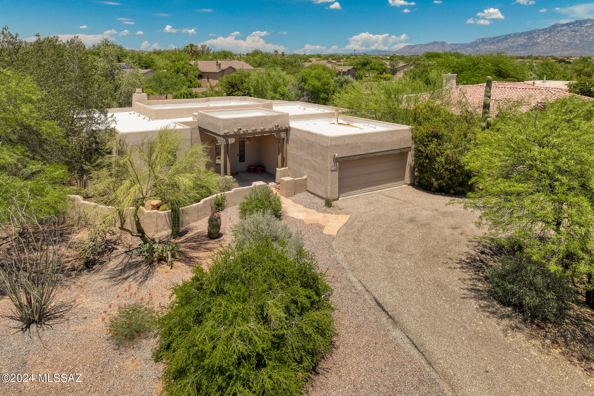 1686 W Silver Berry Place