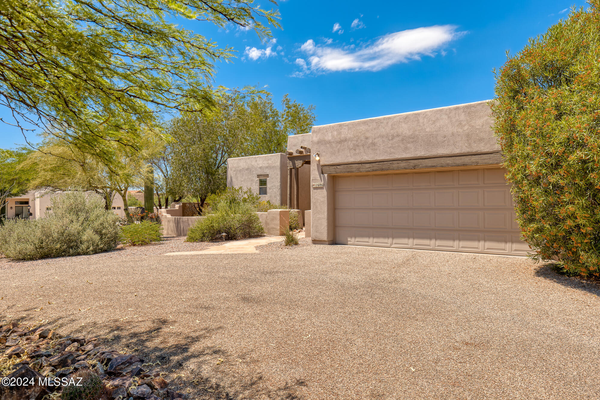 1686 W Silver Berry Place