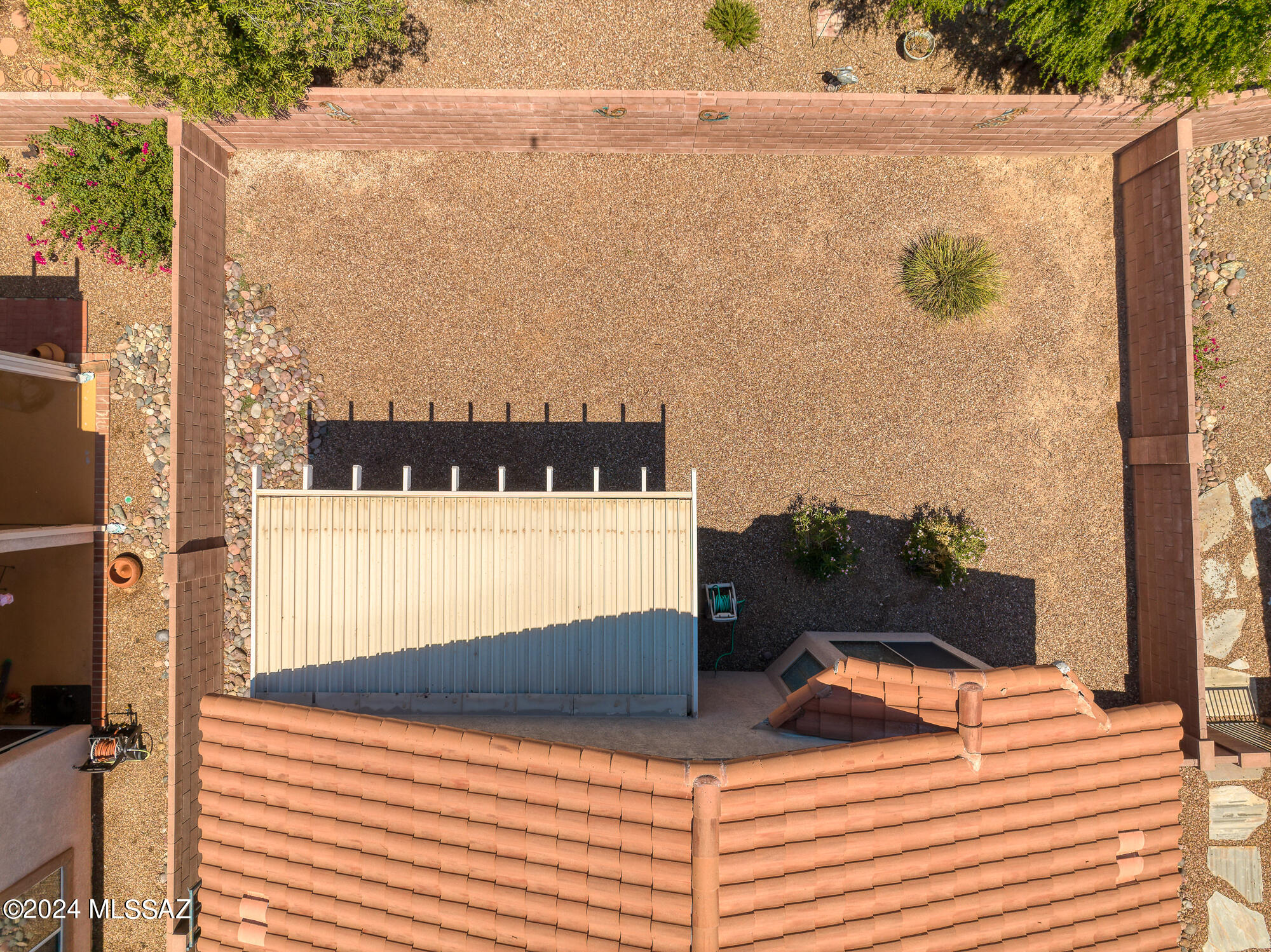 9513 N Twinkling Shadows Way