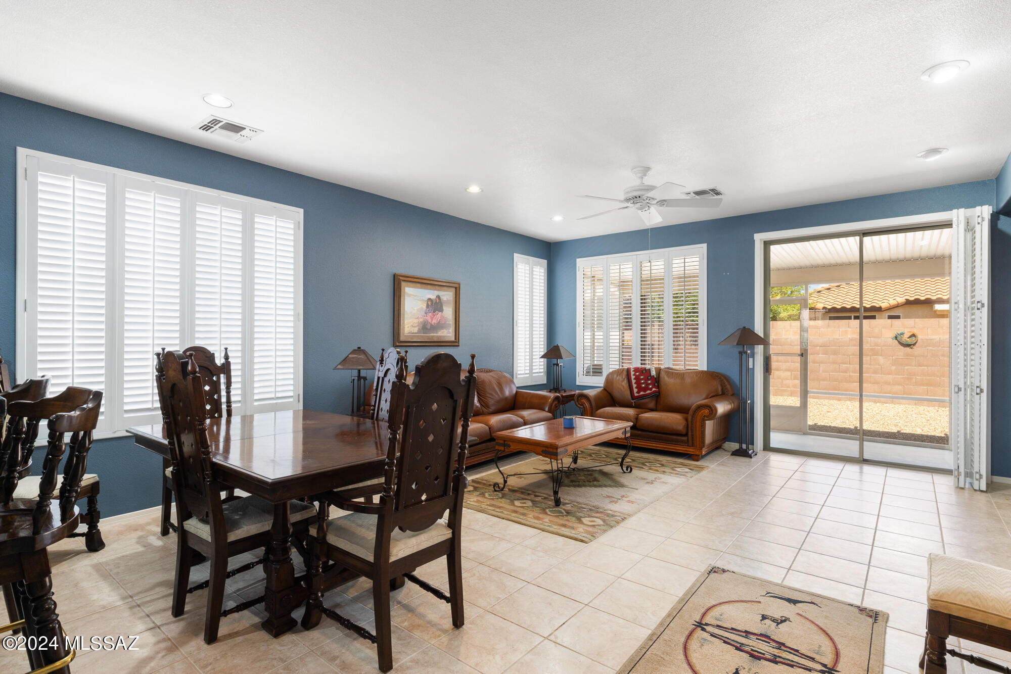 9513 N Twinkling Shadows Way
