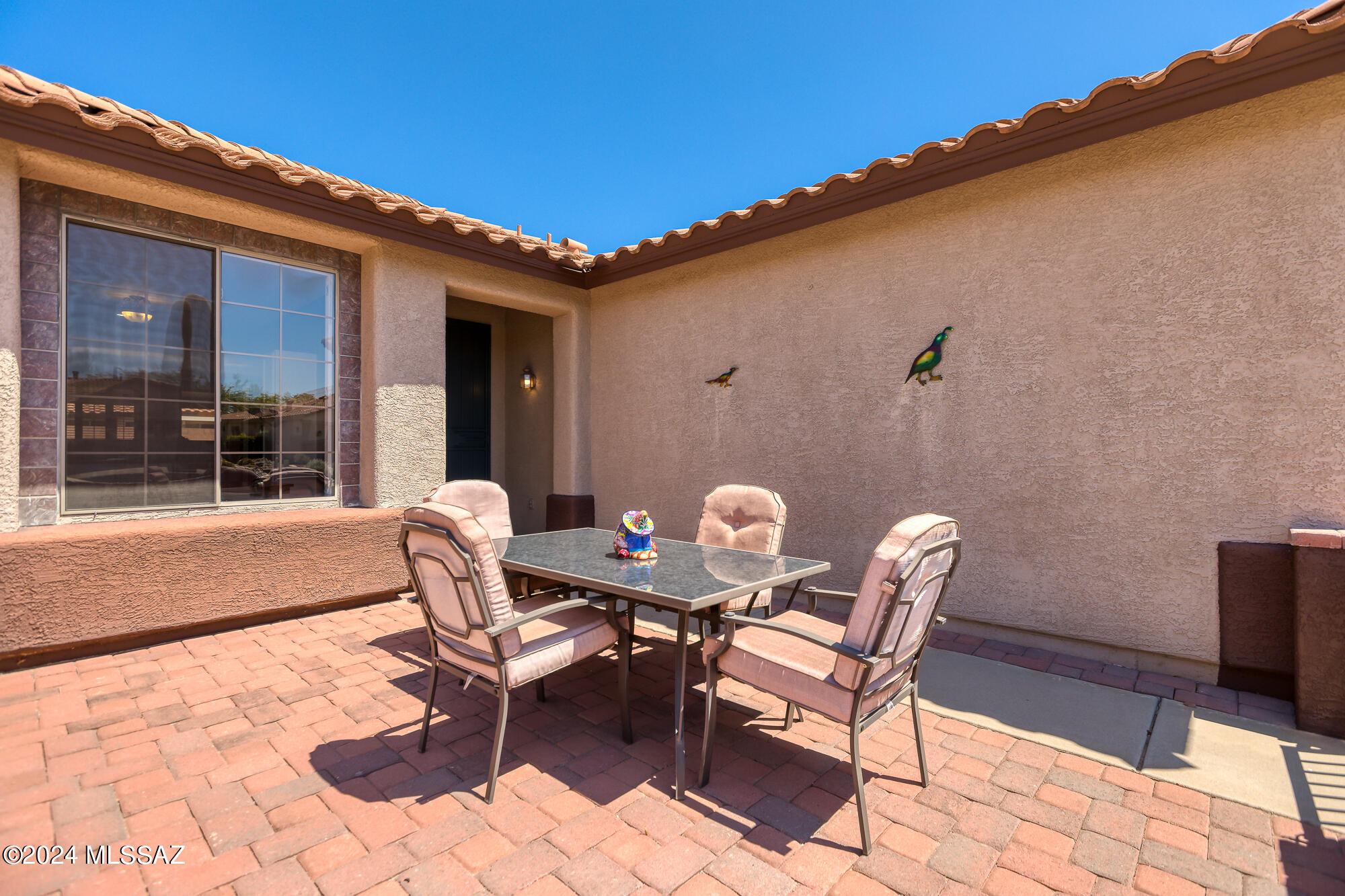 9513 N Twinkling Shadows Way