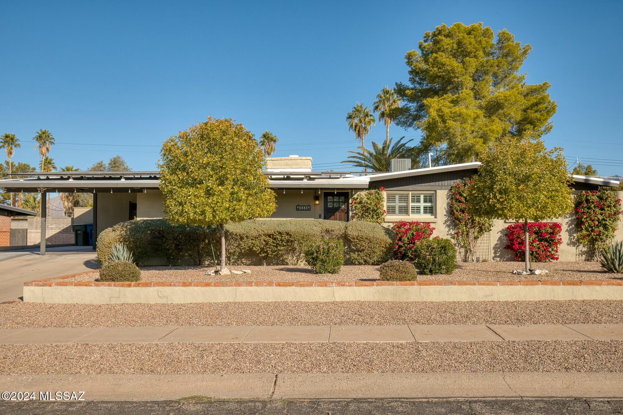 5551 E Alta Vista Street