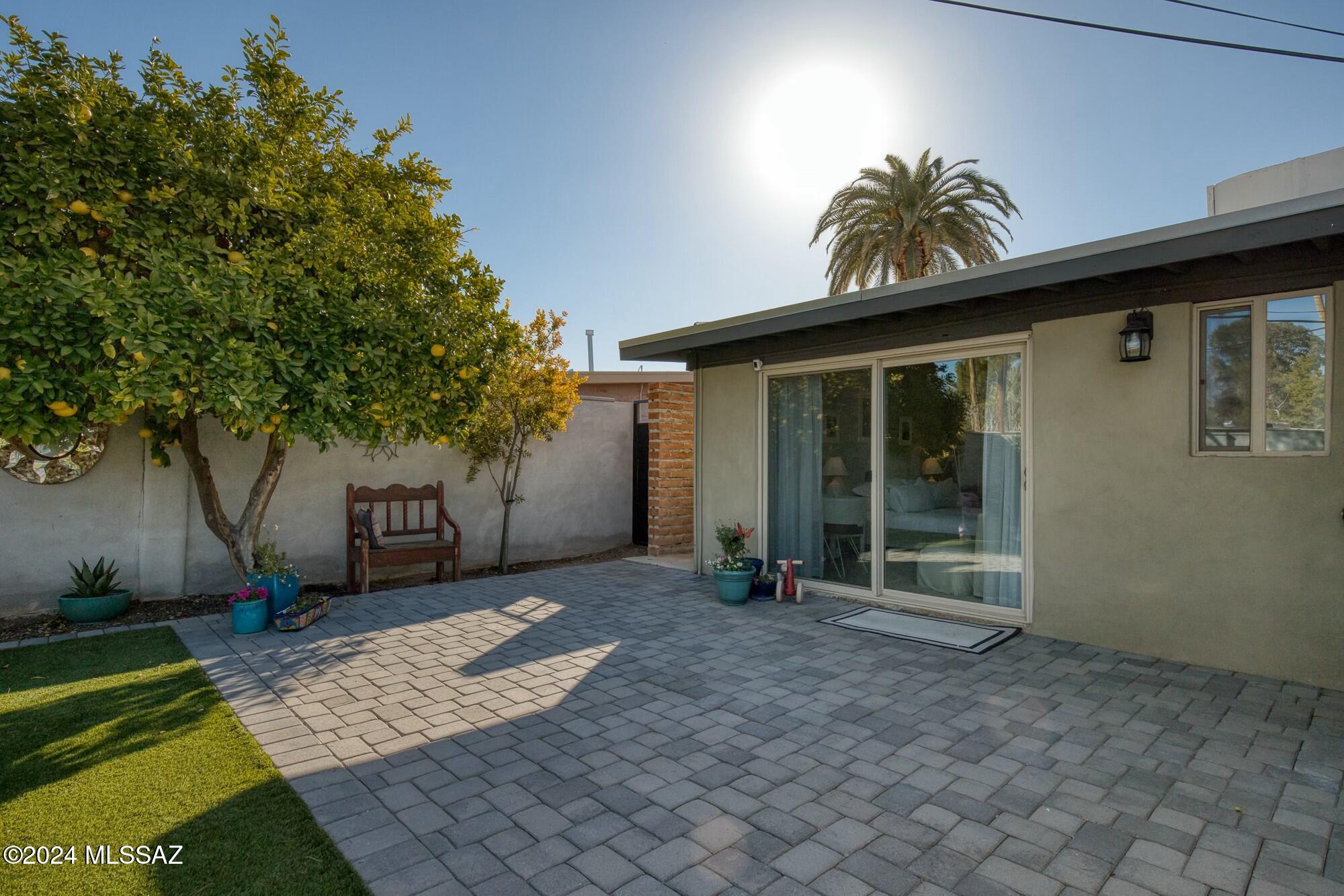 5551 E Alta Vista Street