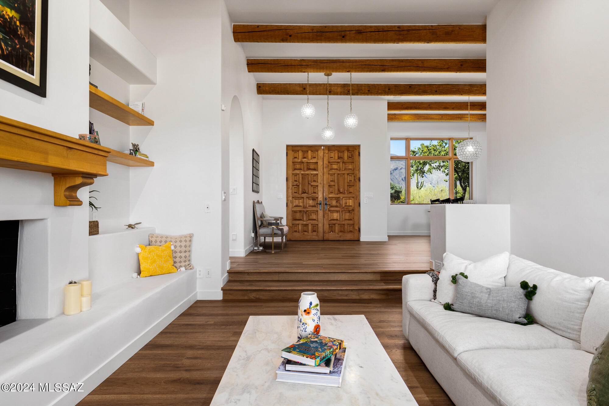 3530 E Calle Puerta De Acero