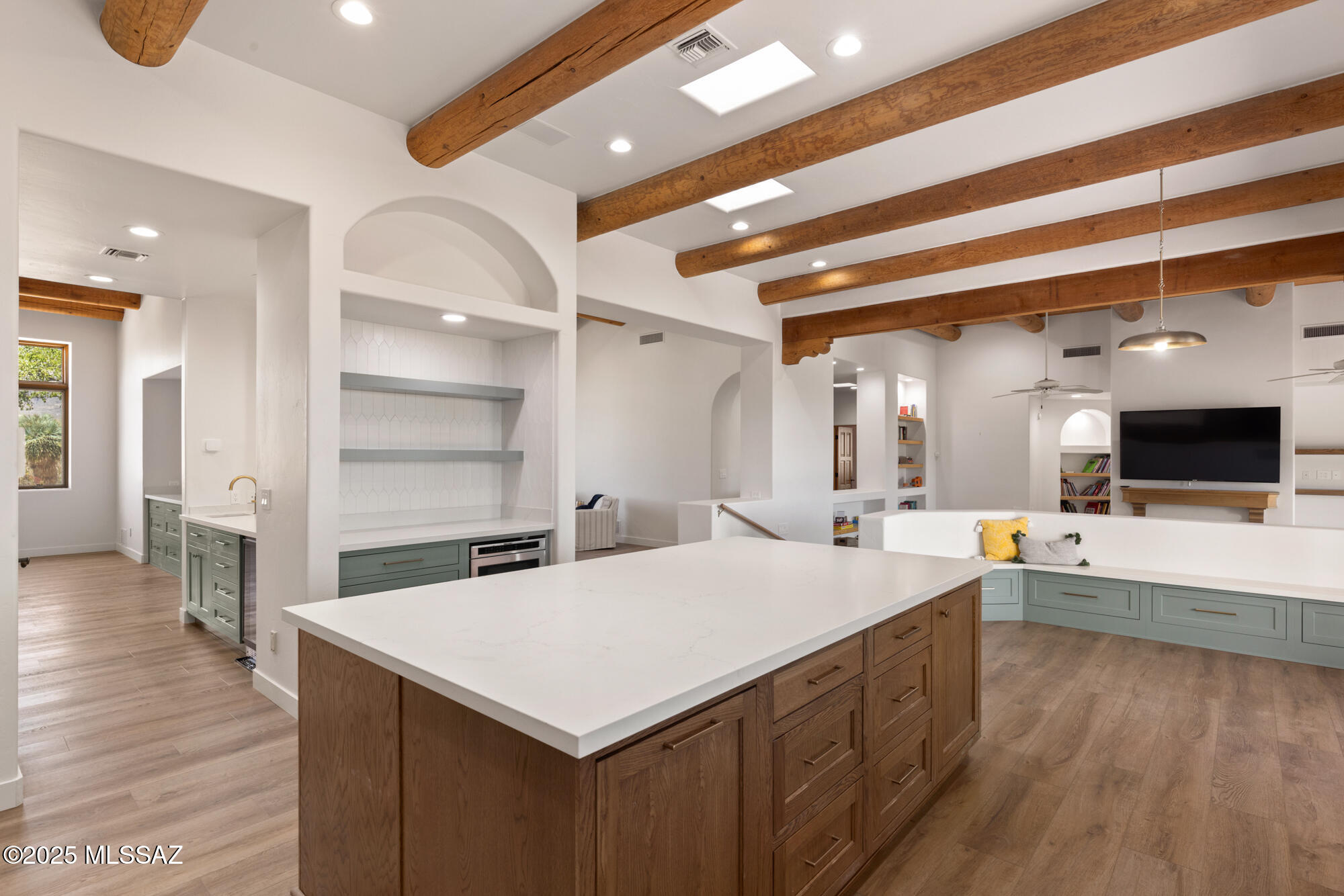 3530 E Calle Puerta De Acero