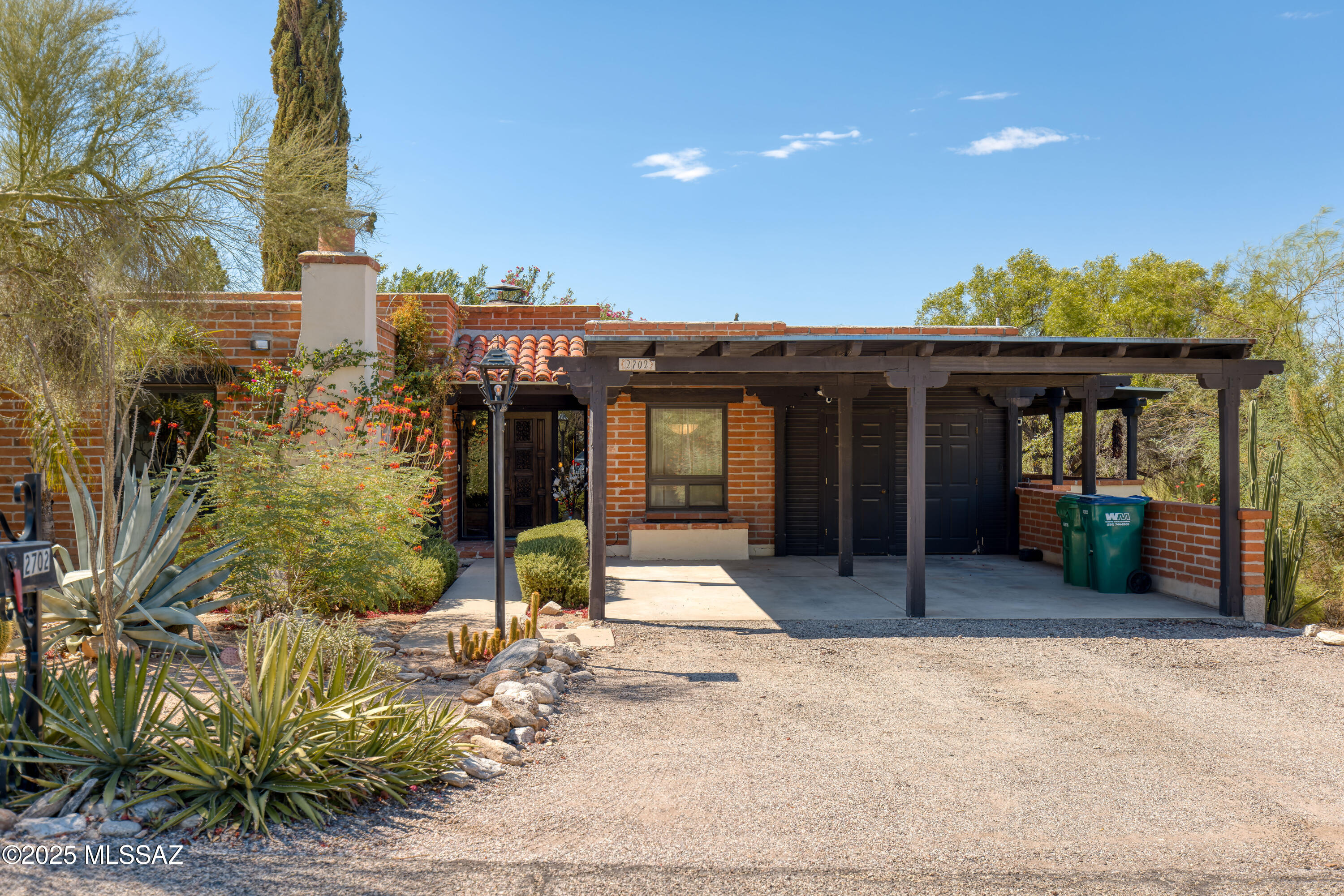 2702 N Avenida De Pueblo