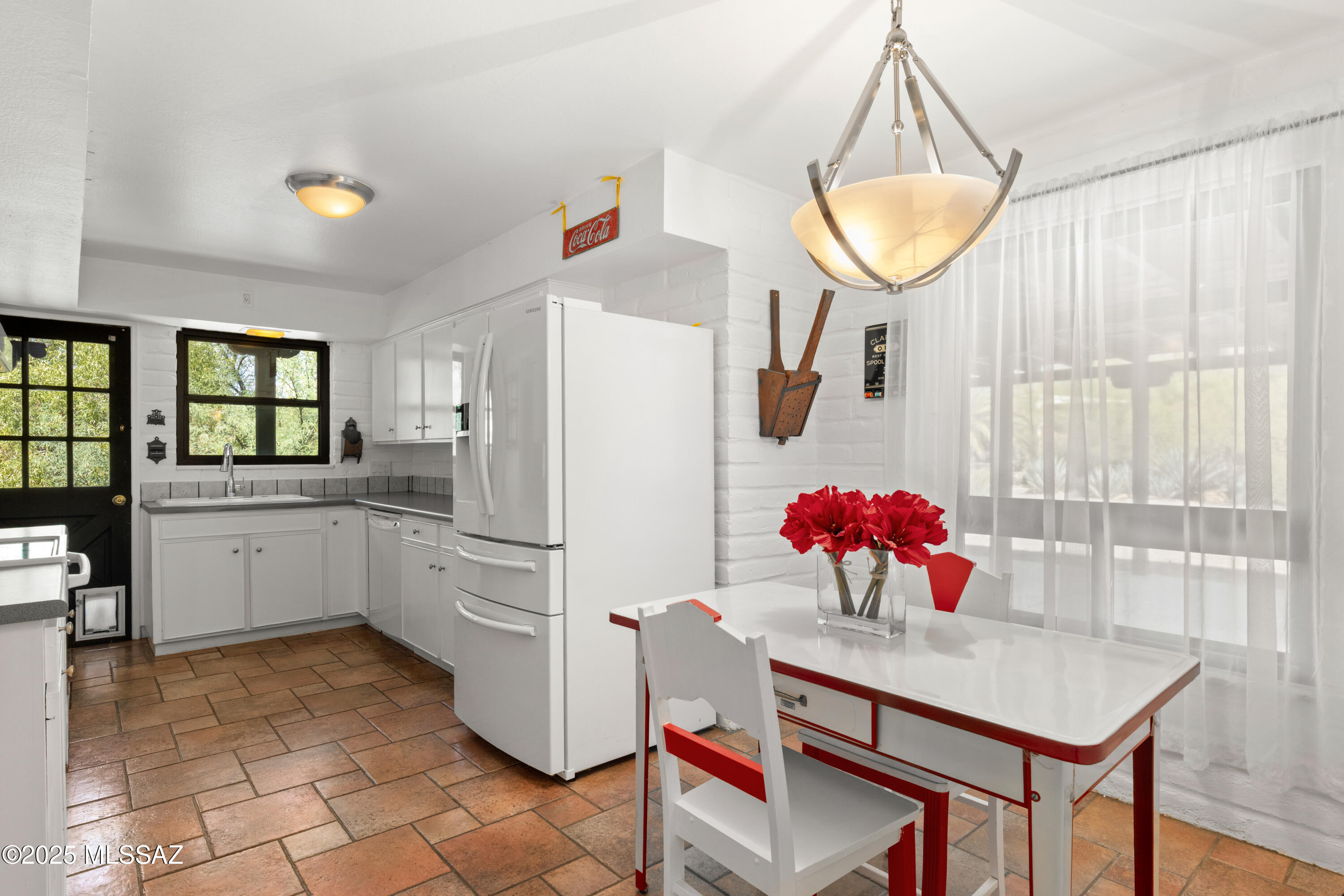 2702 N Avenida De Pueblo