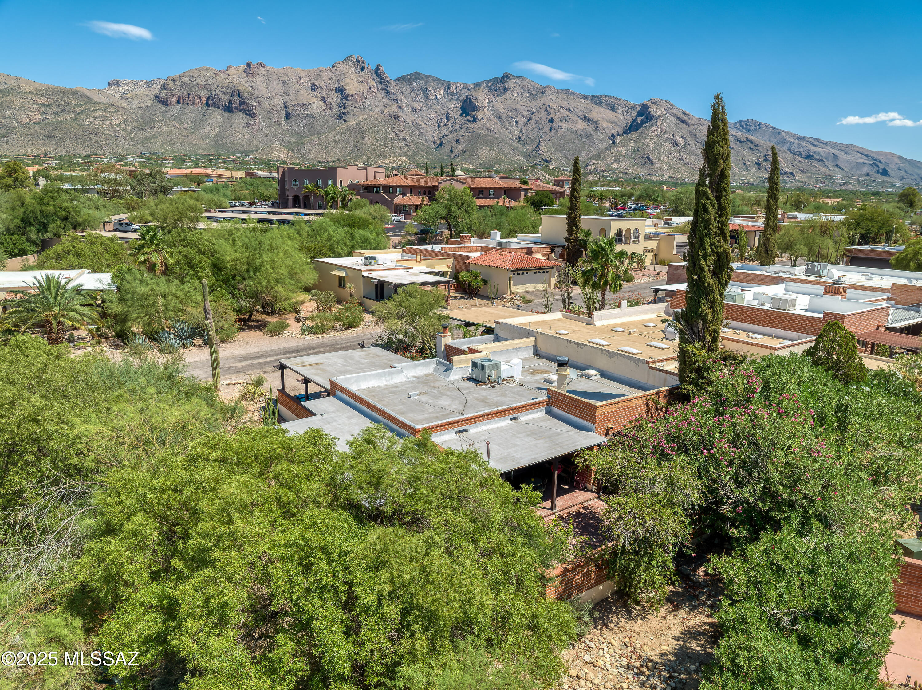 2702 N Avenida De Pueblo