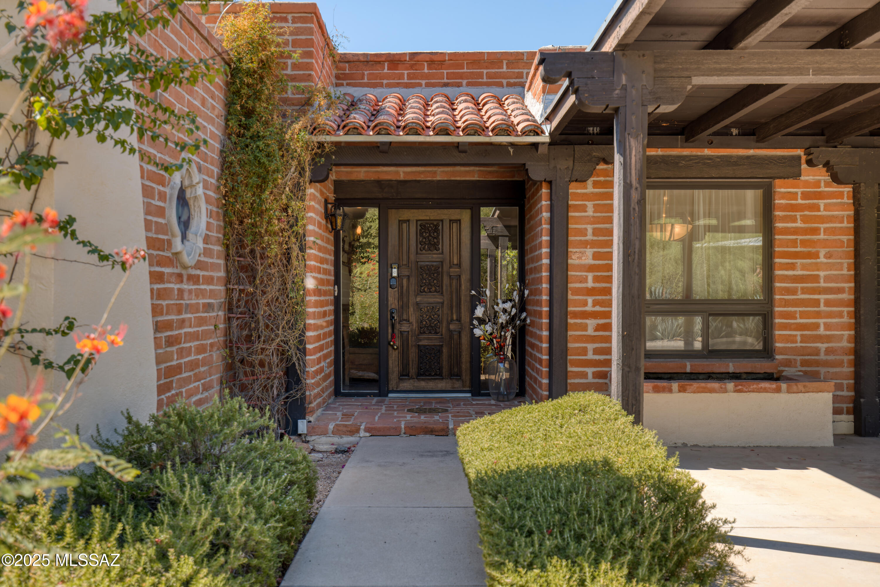 2702 N Avenida De Pueblo