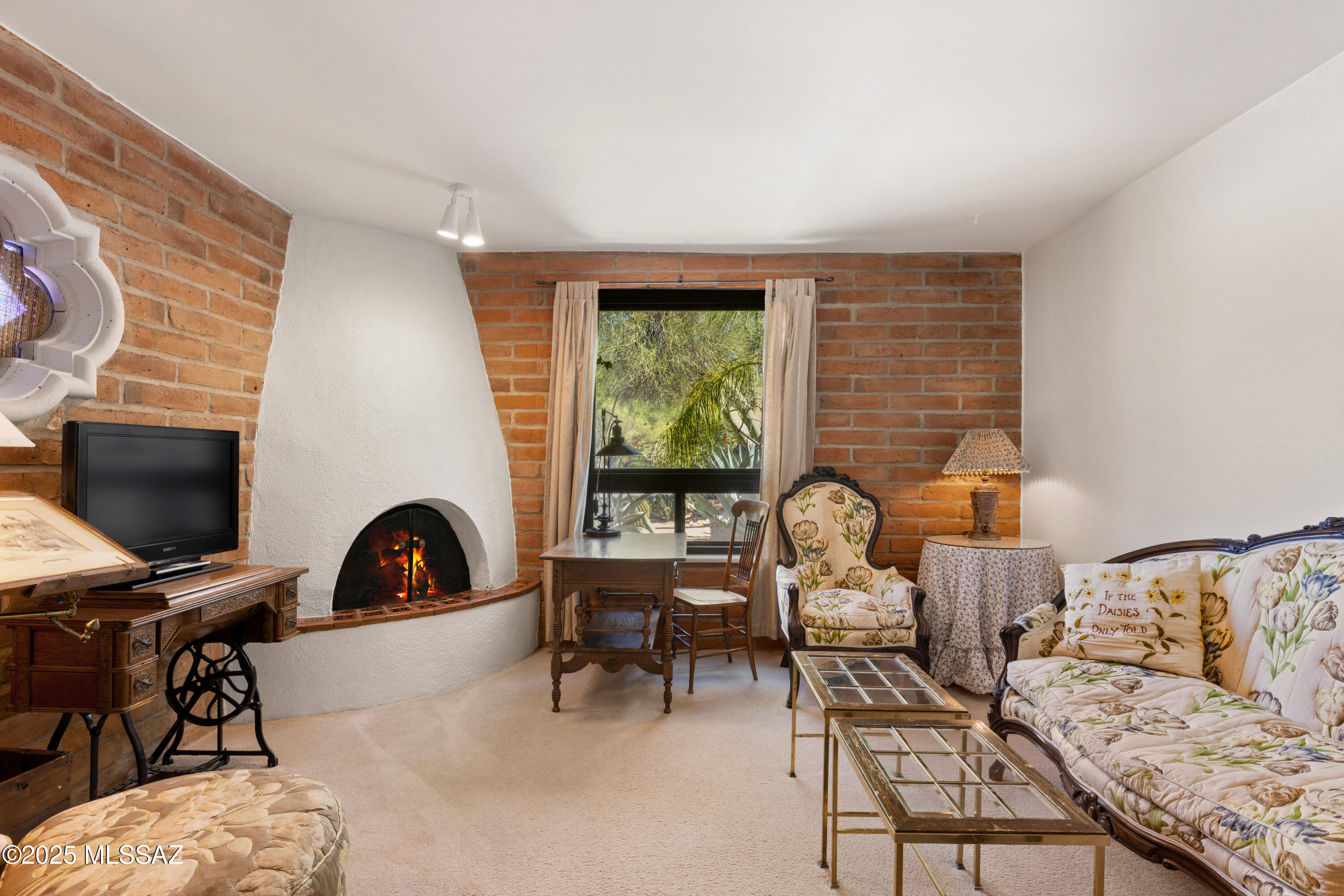 2702 N Avenida De Pueblo