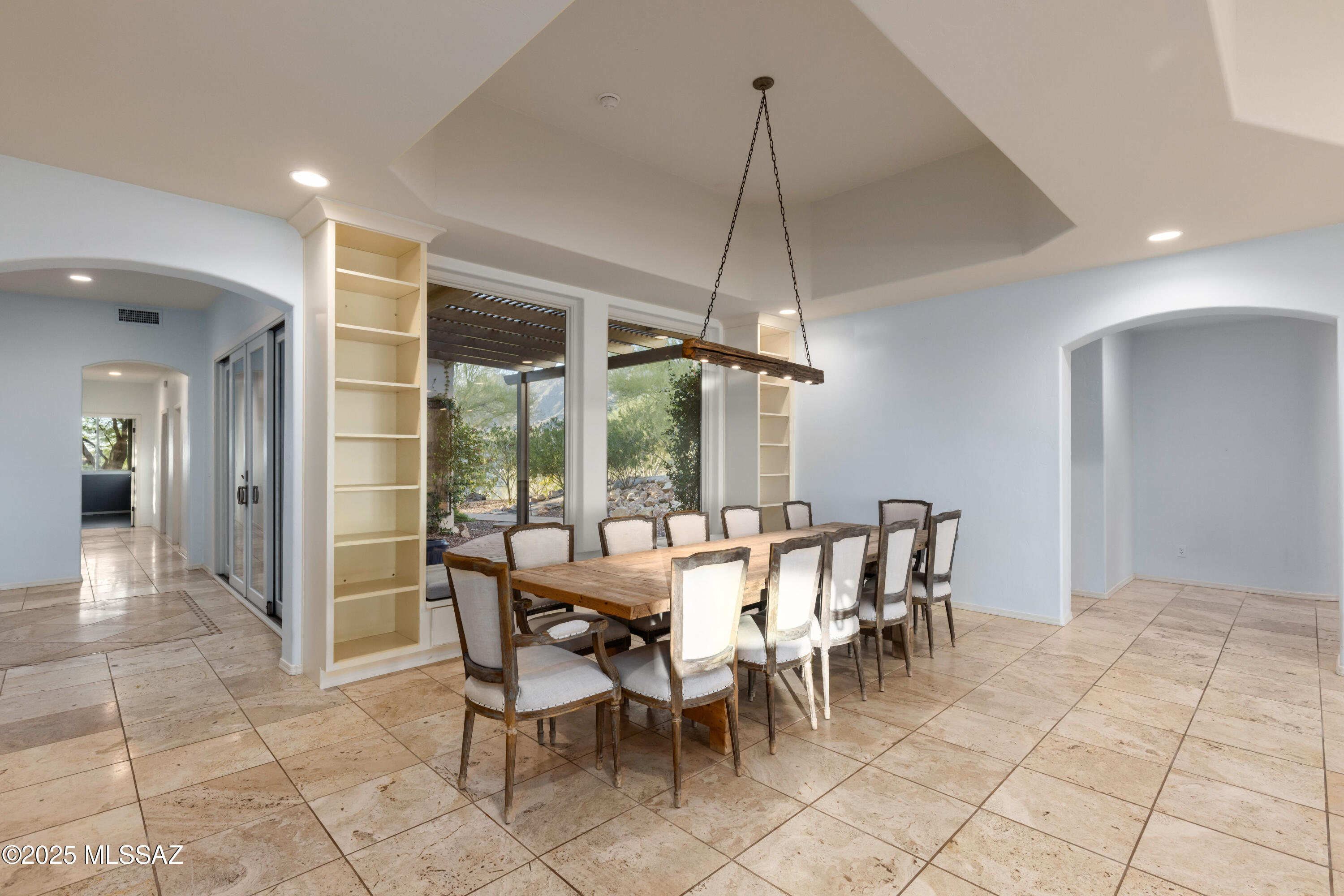 5588 E Paseo Cimarron