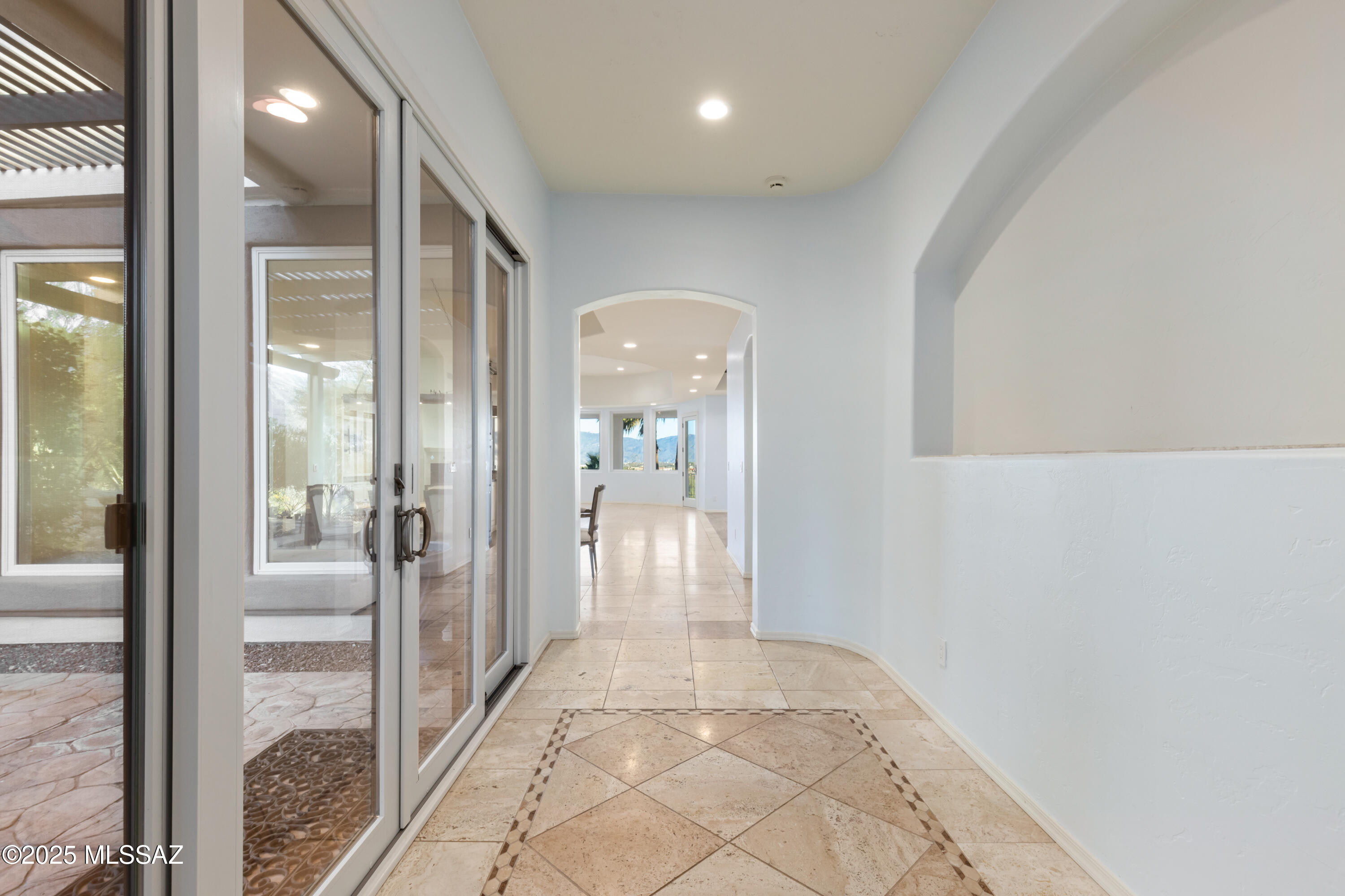 5588 E Paseo Cimarron