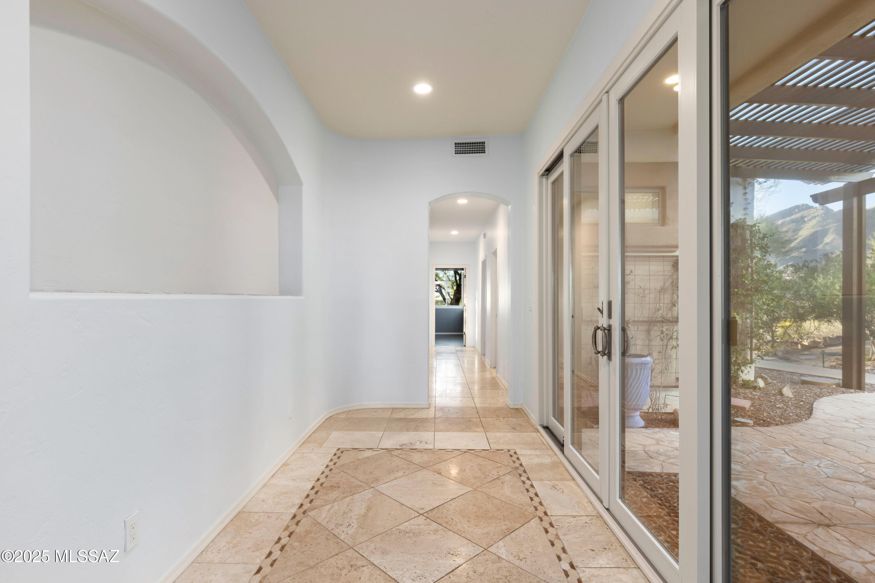 5588 E Paseo Cimarron