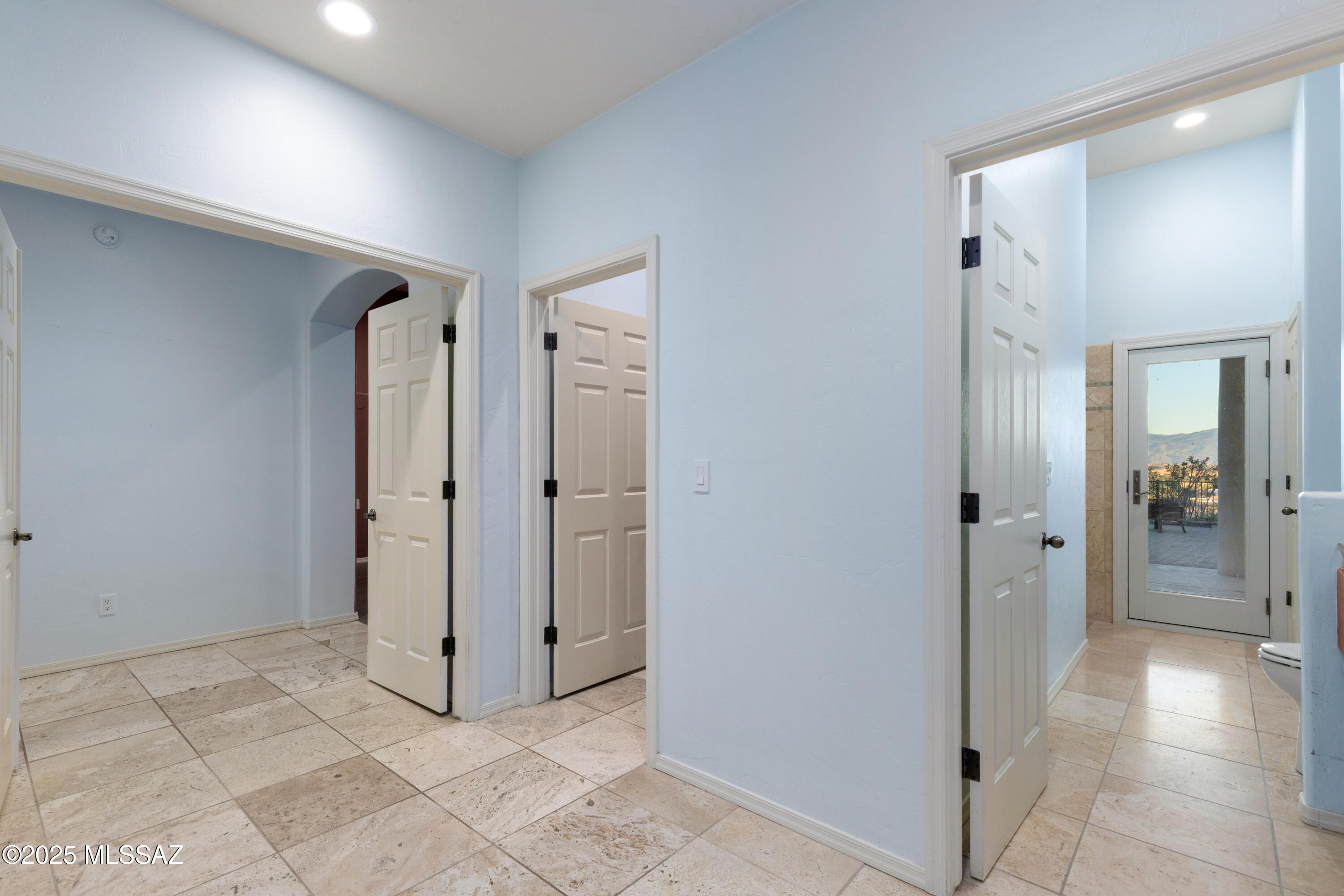 5588 E Paseo Cimarron