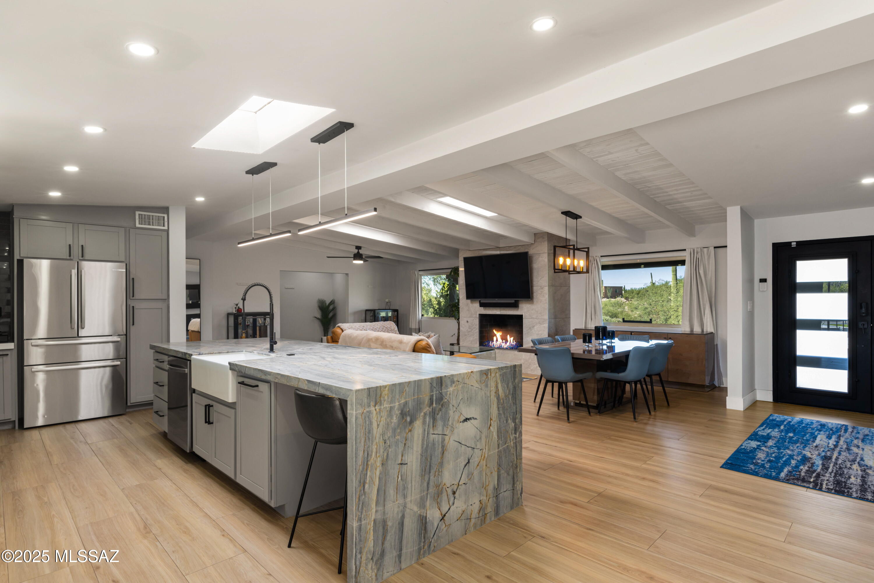 4110 N Camino Del Celador