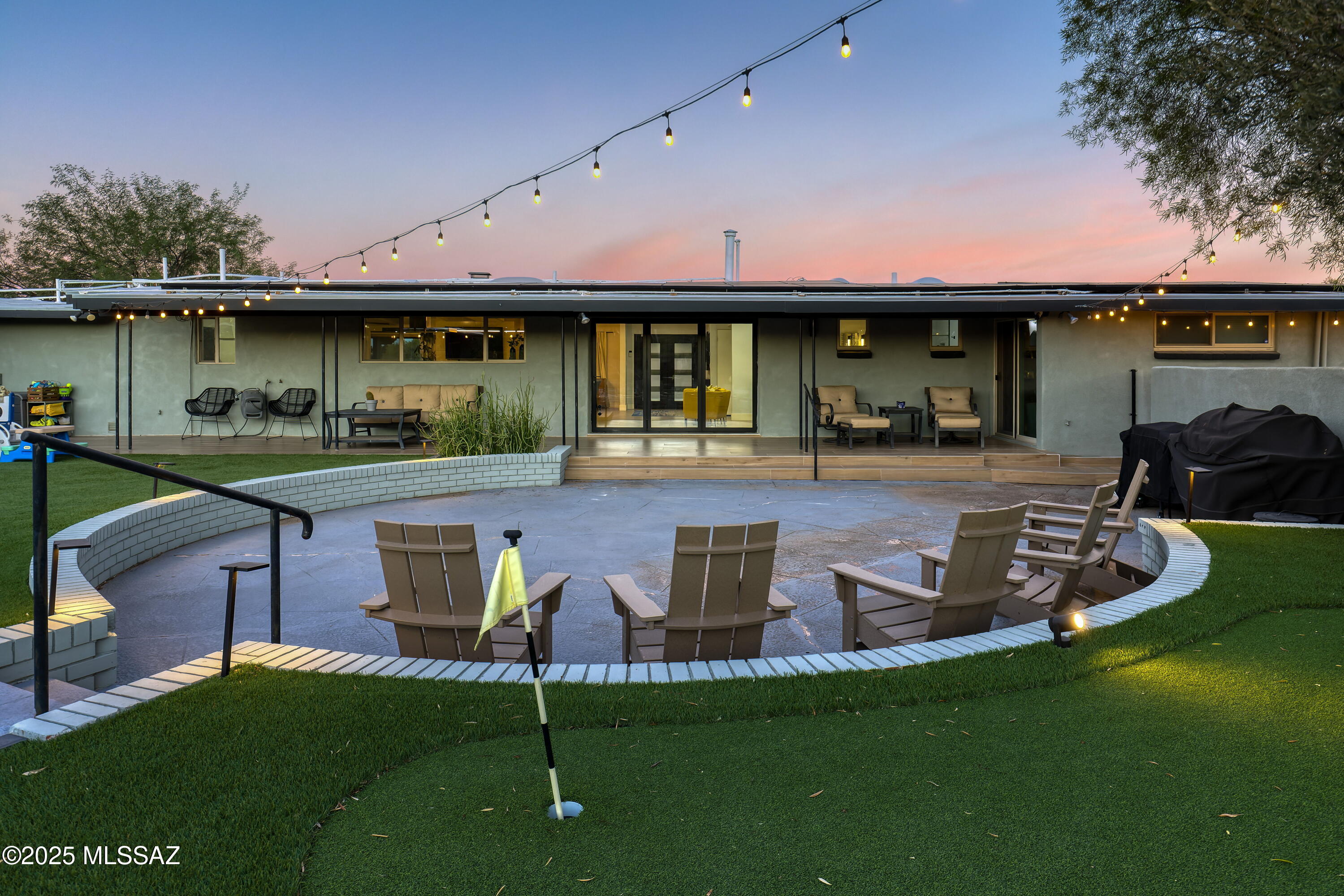 4110 N Camino Del Celador