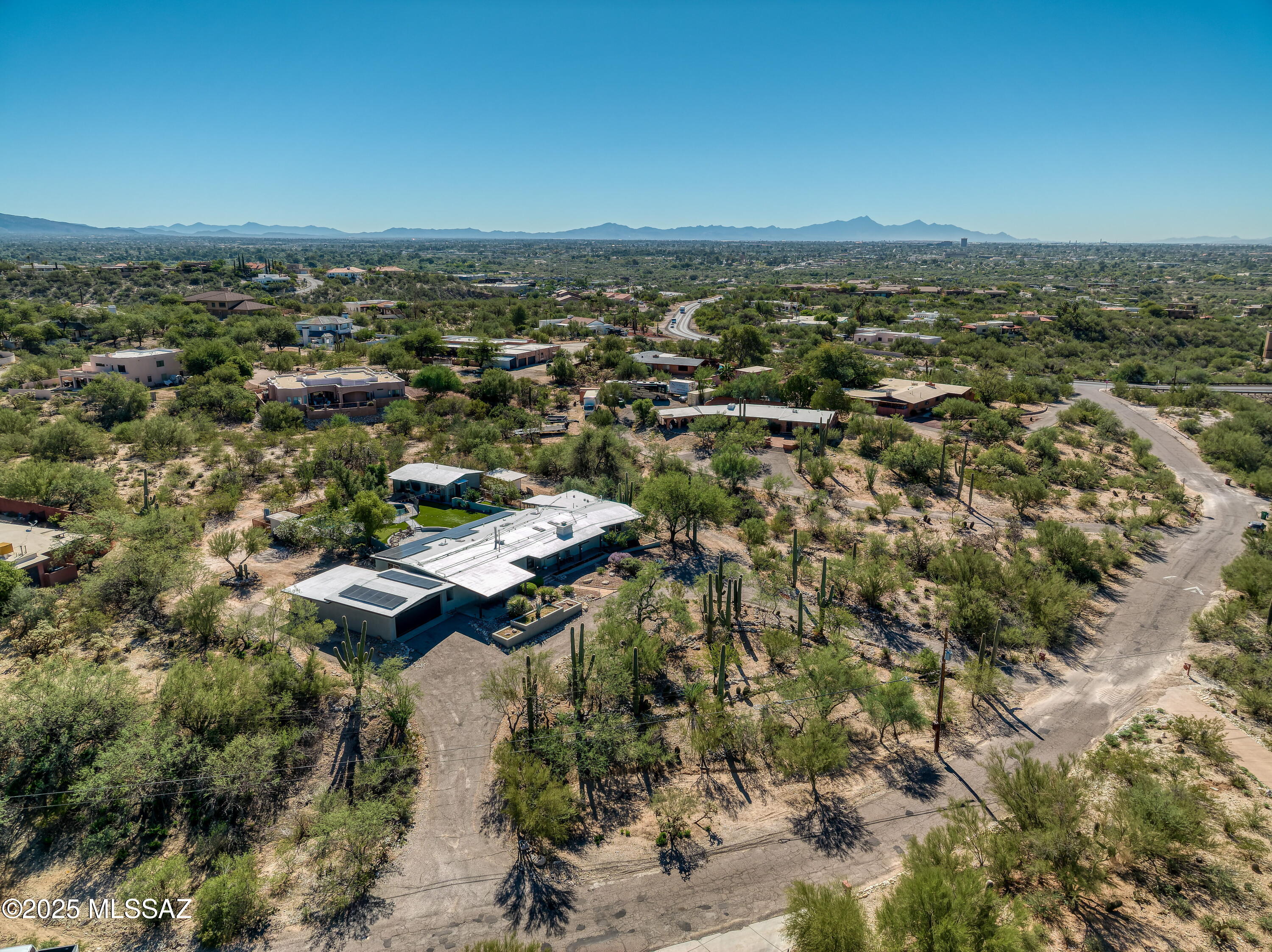 4110 N Camino Del Celador