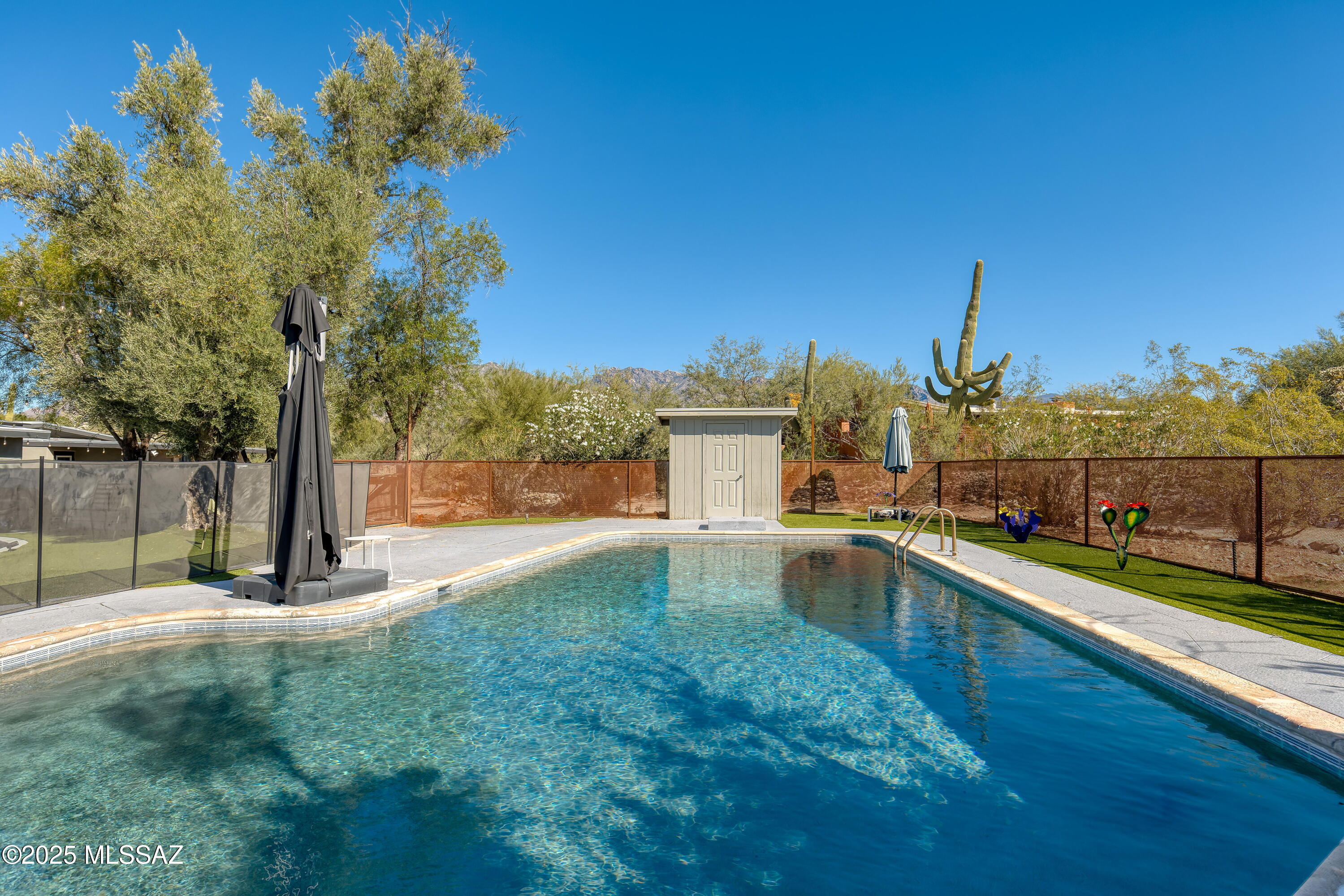 4110 N Camino Del Celador