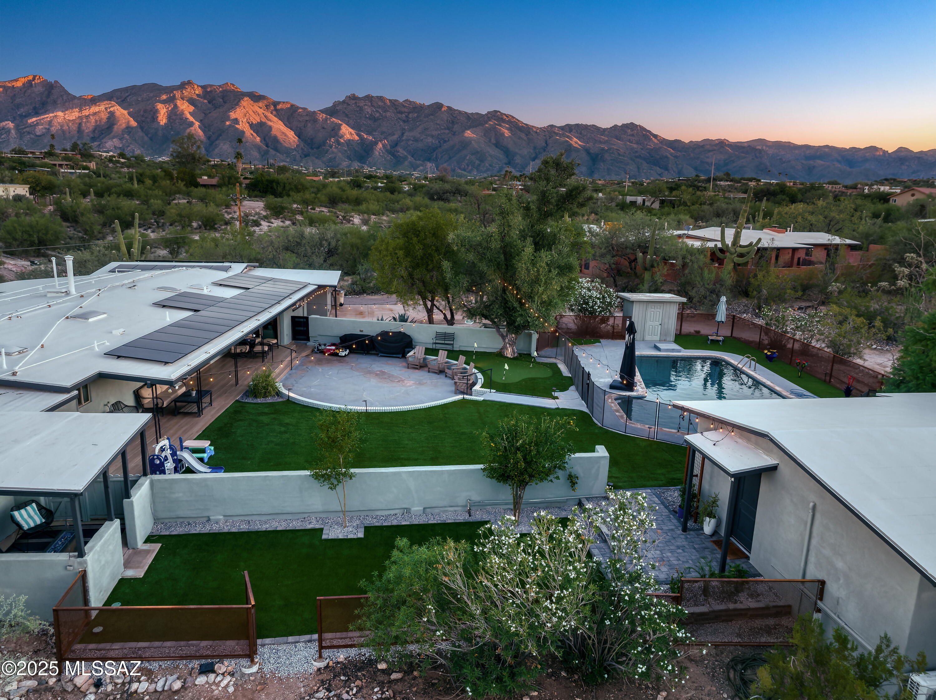 4110 N Camino Del Celador