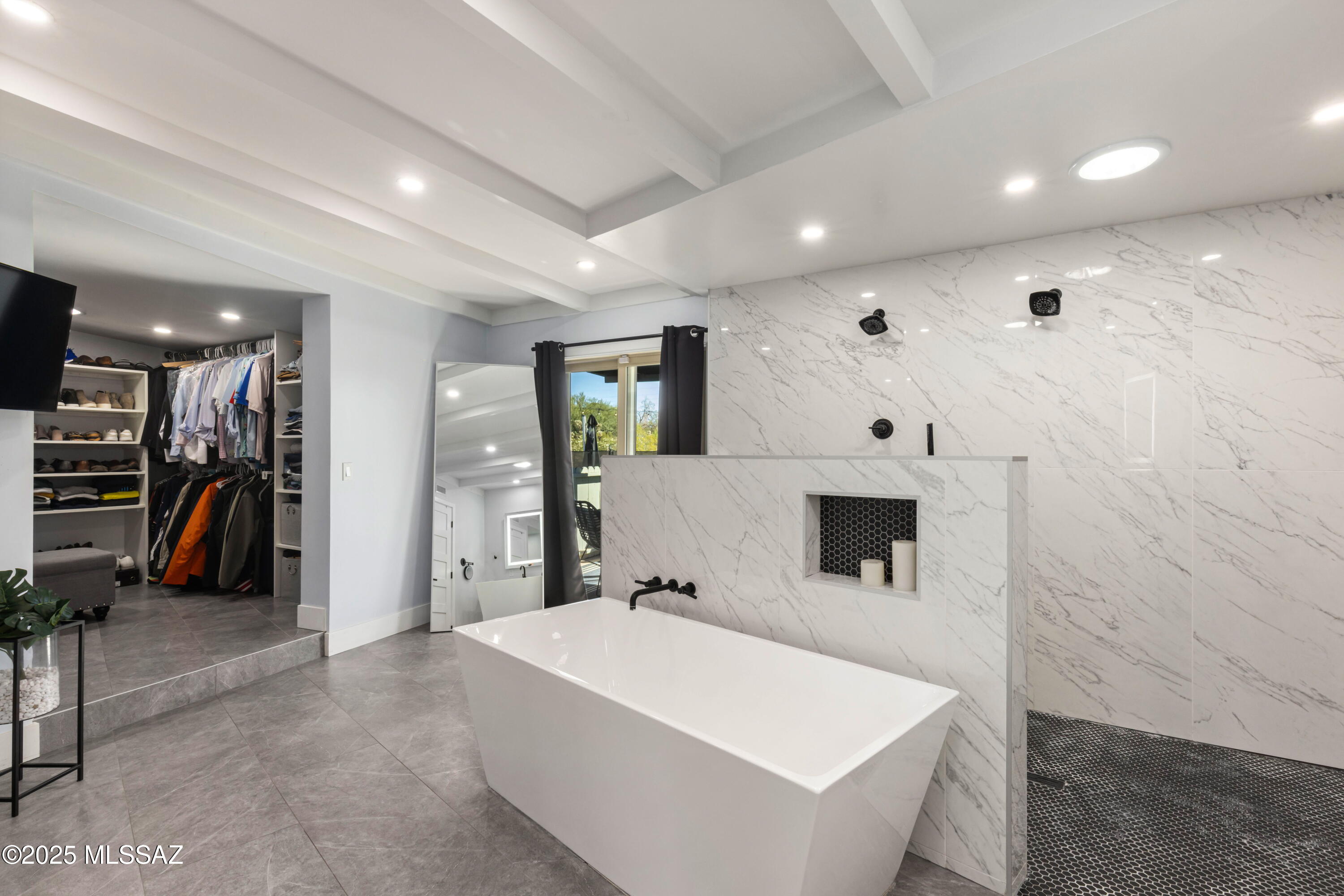 4110 N Camino Del Celador