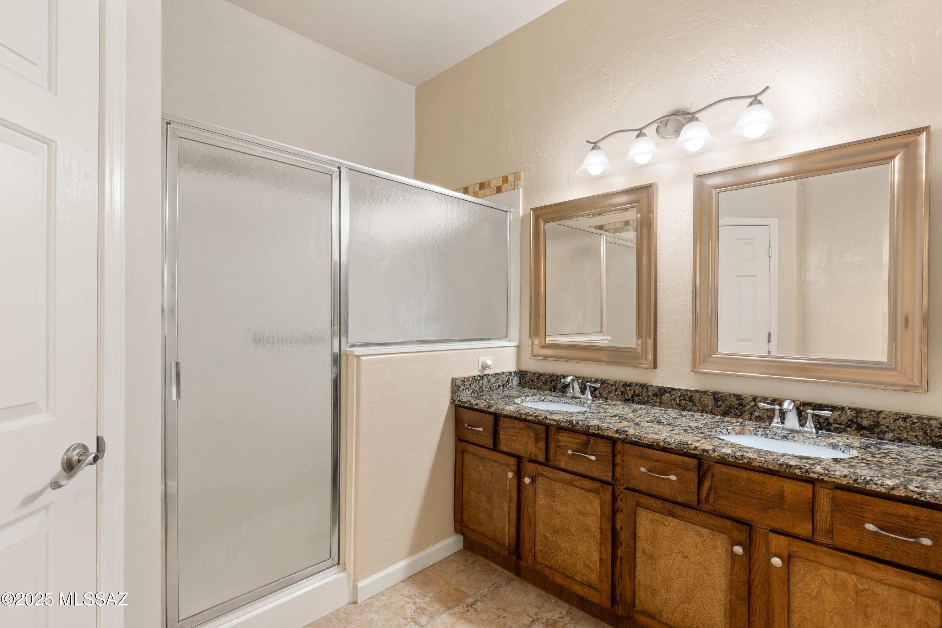 1440 W Bridalveil Place