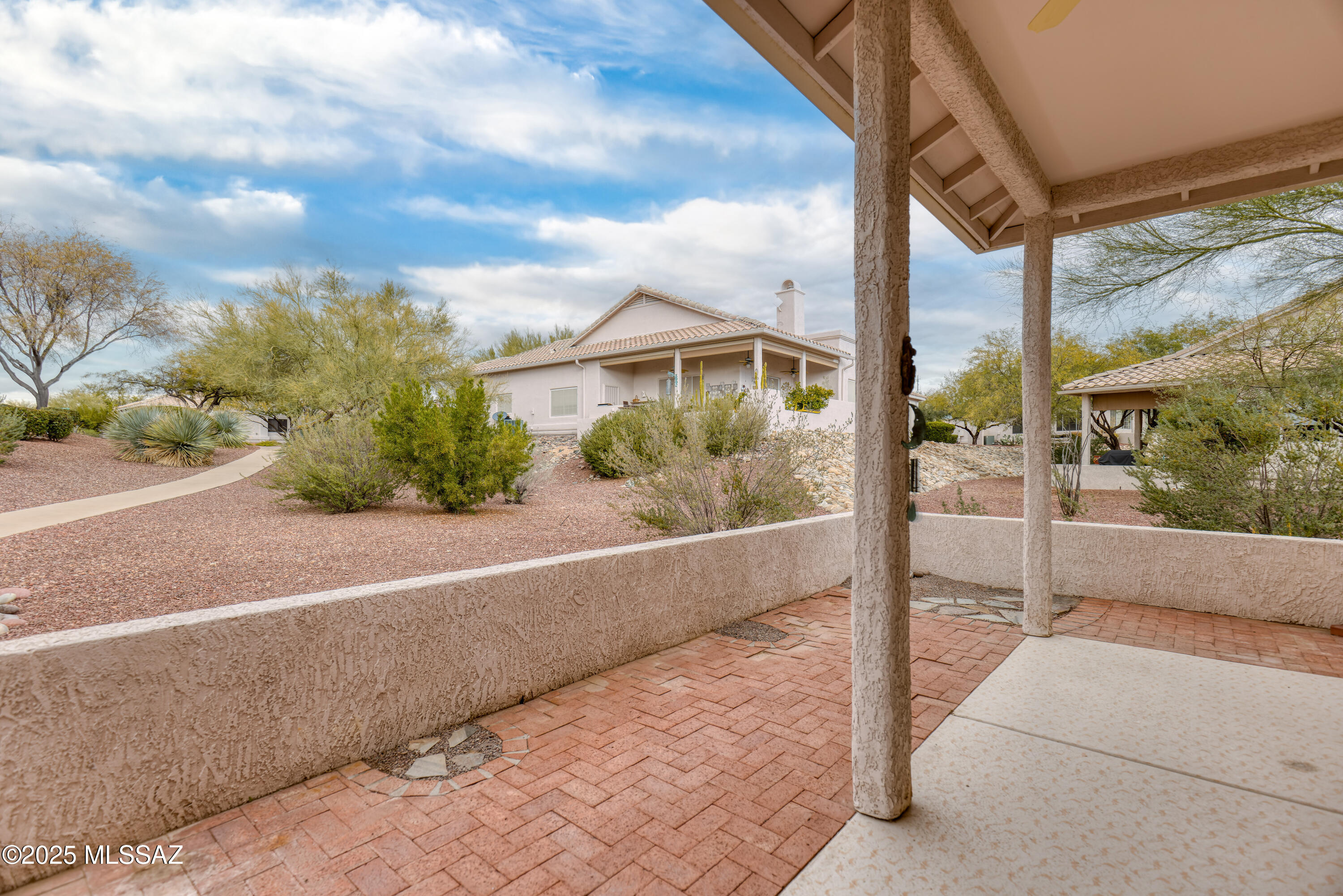 1440 W Bridalveil Place