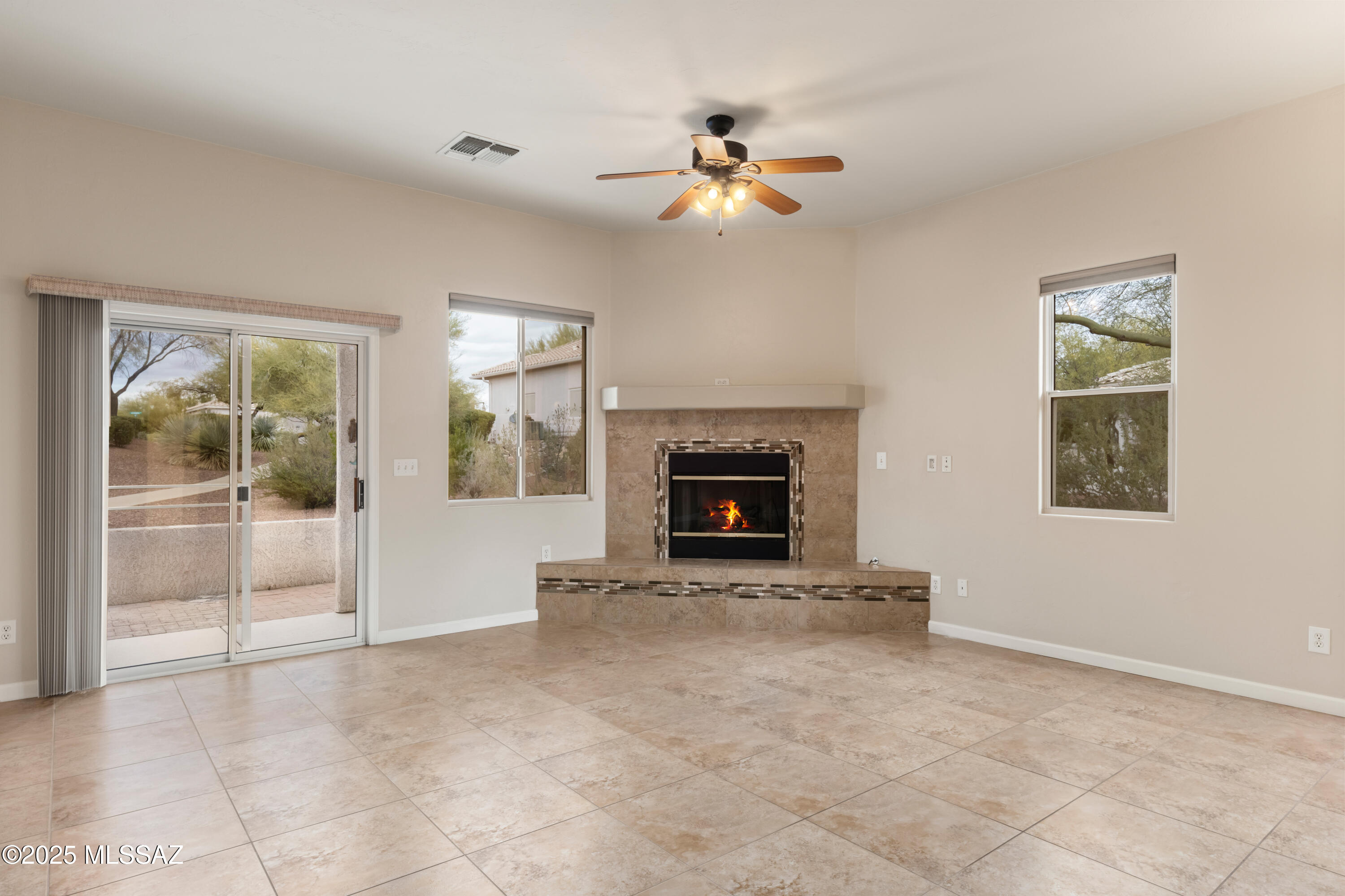 1440 W Bridalveil Place